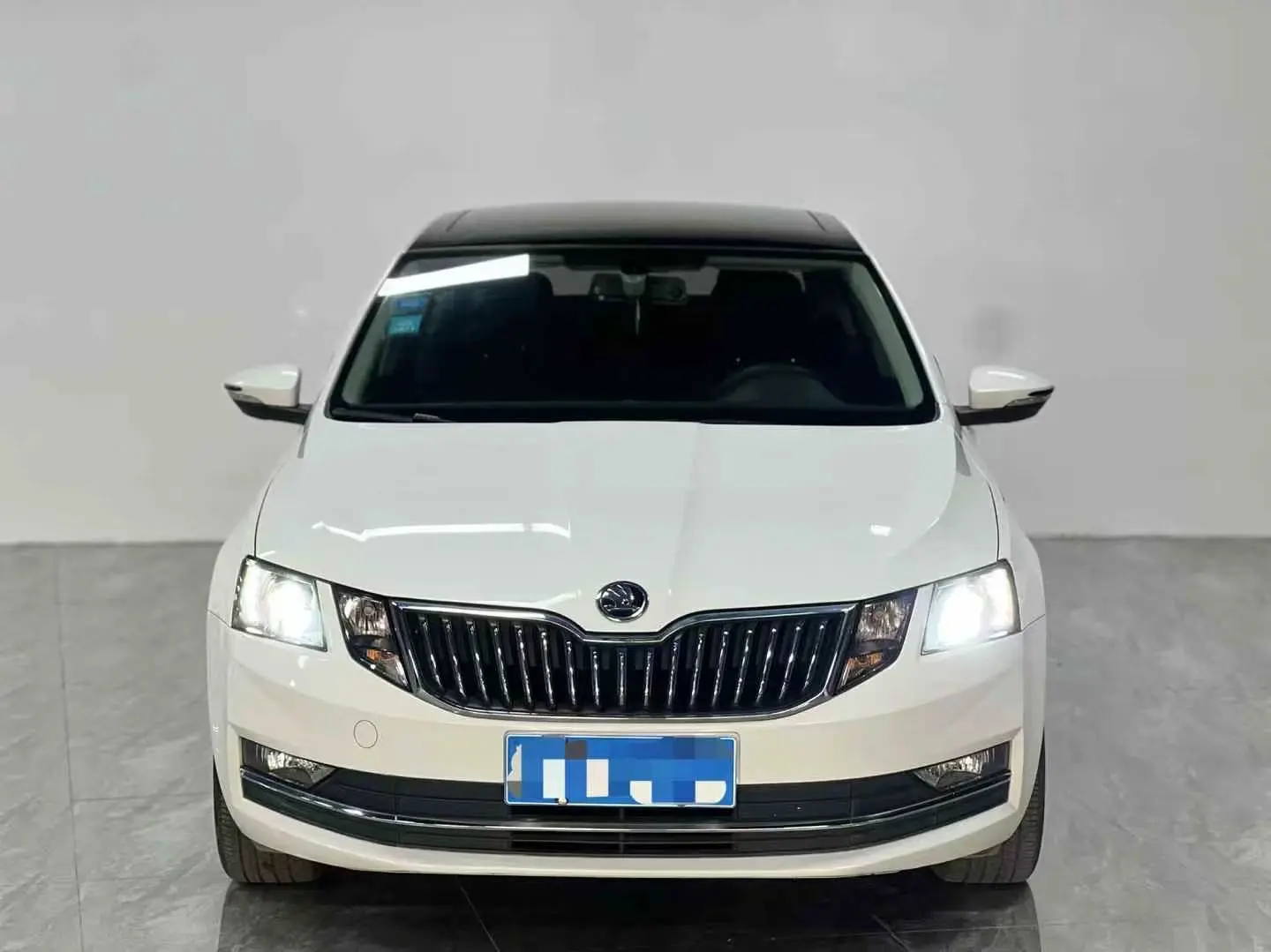 Skoda Octavia  из Китая
