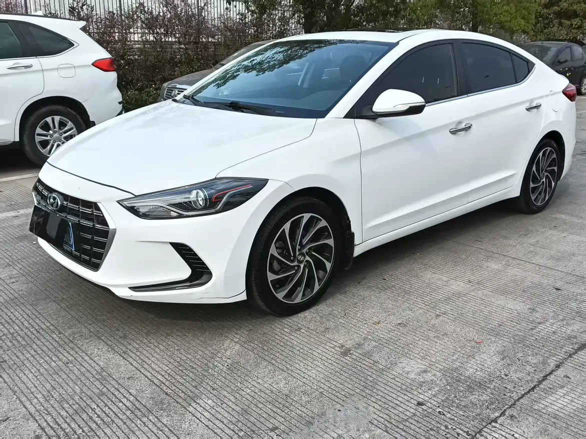 Hyundai Lead