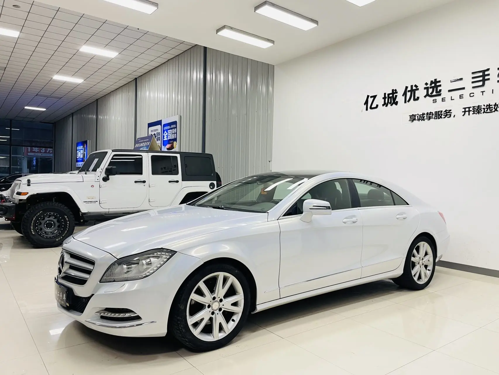 Mercedes-Benz Mercedes Benz CLS