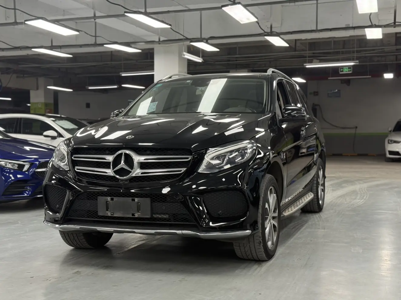 Mercedes-Benz GLE (Imported)
