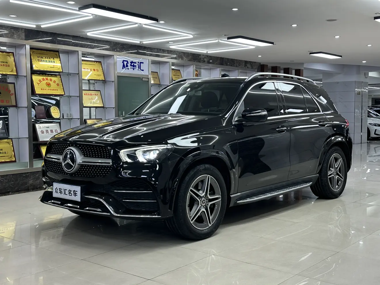 Mercedes-Benz GLE (Imported)