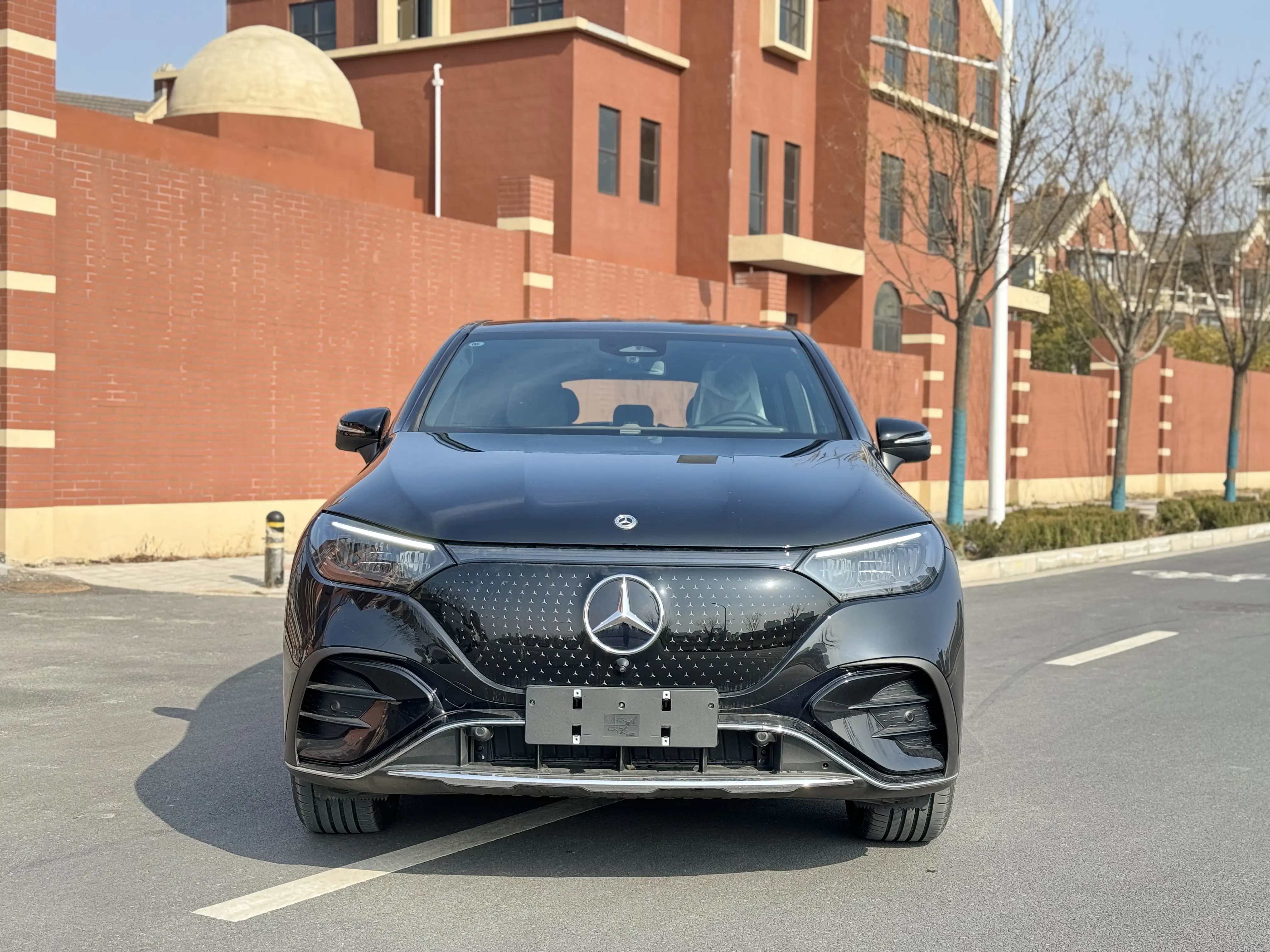 Mercedes-Benz EQE SUV