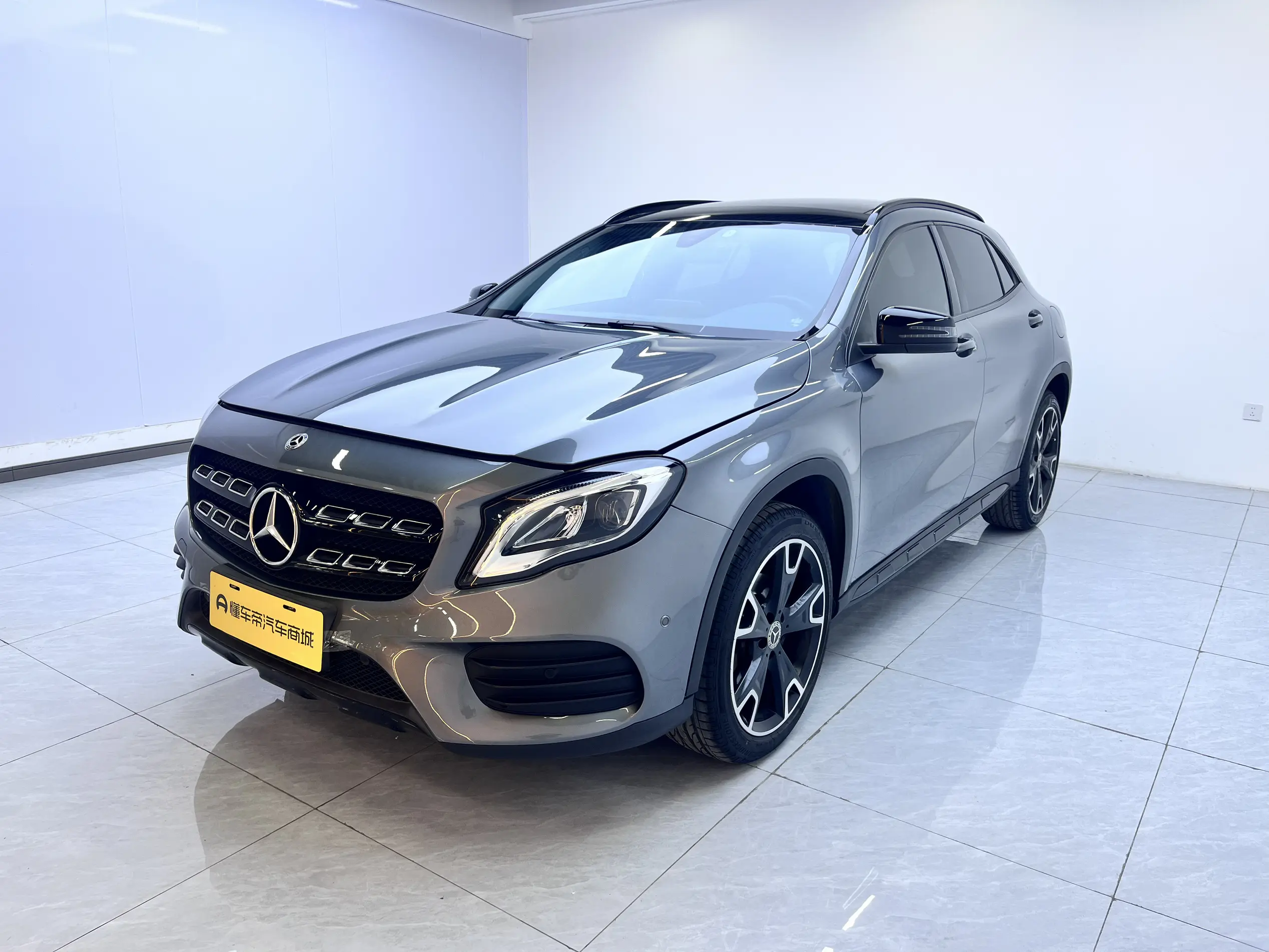 Mercedes-Benz GLA