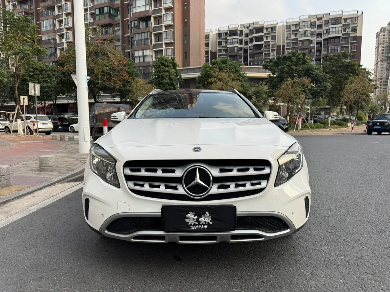 Mercedes-Benz GLA