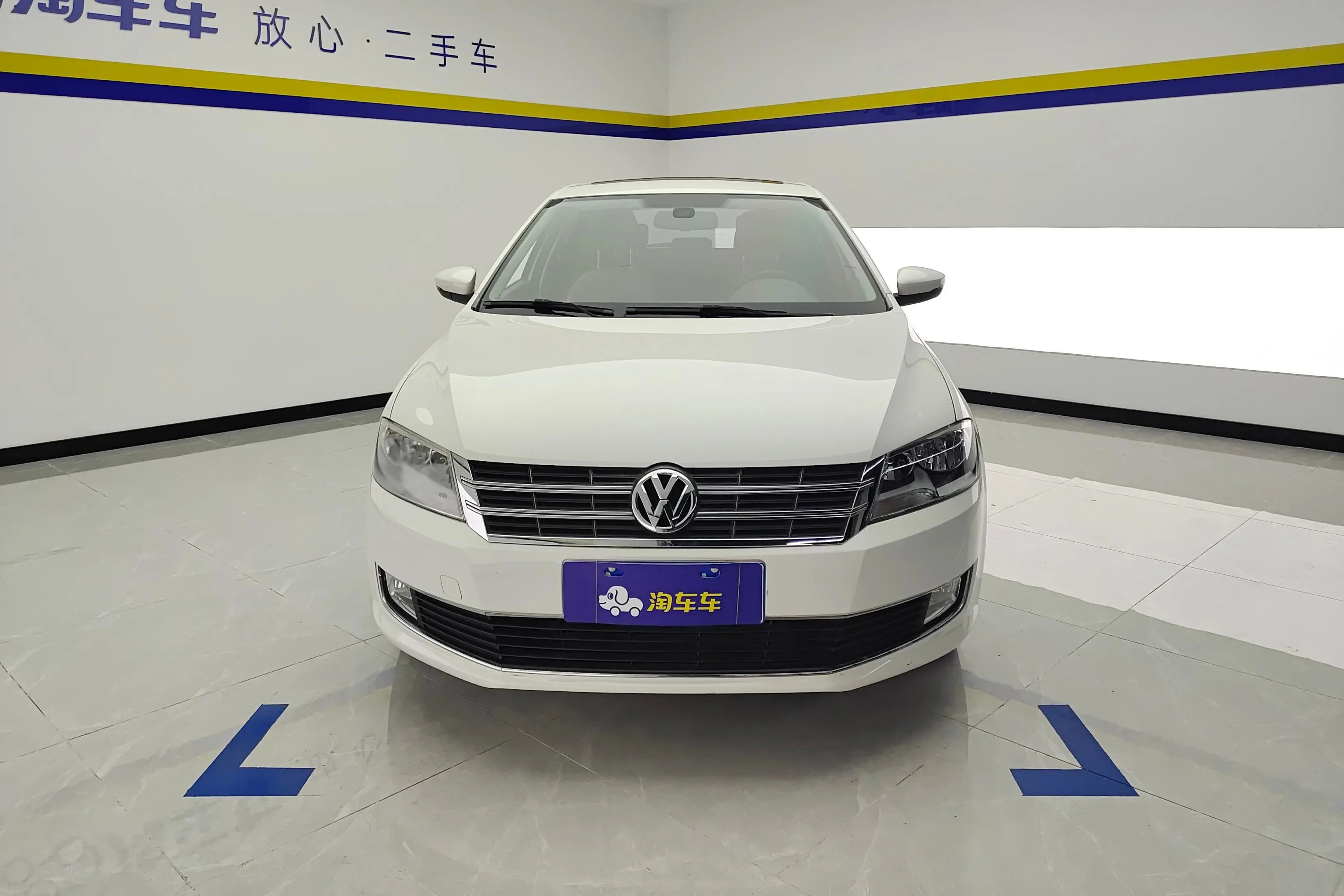 Volkswagen Langxing  из Китая