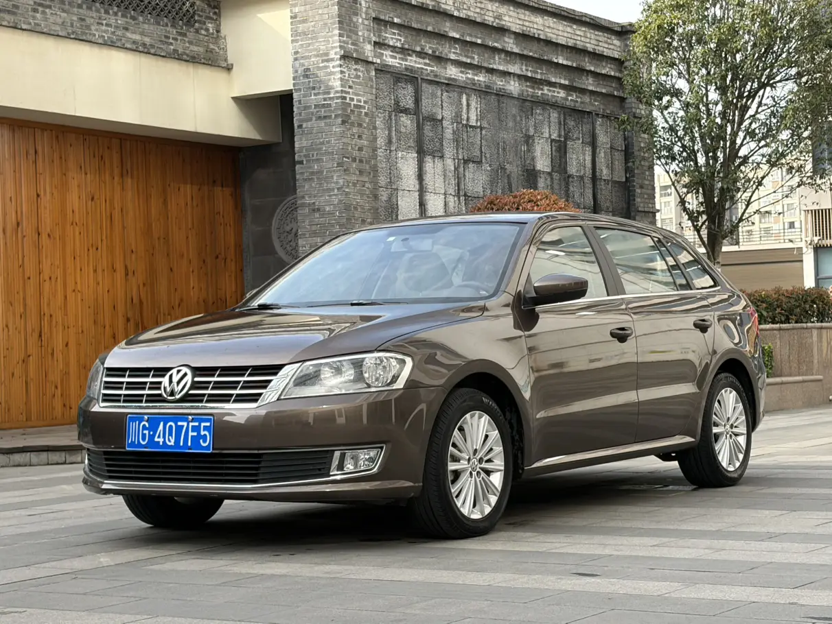 Volkswagen Langxing  из Китая