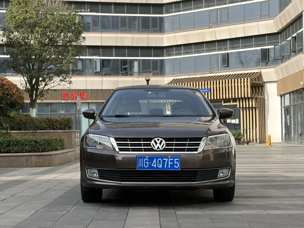 Volkswagen Langxing  из Китая