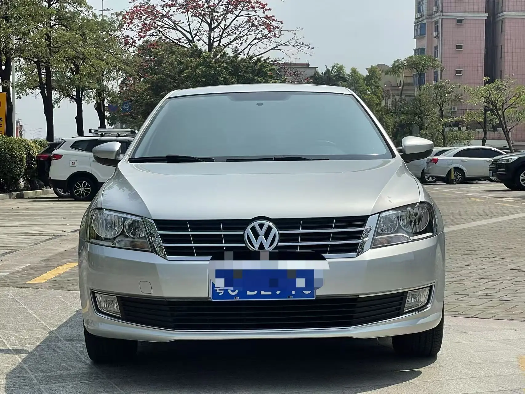 Volkswagen Langxing  из Китая