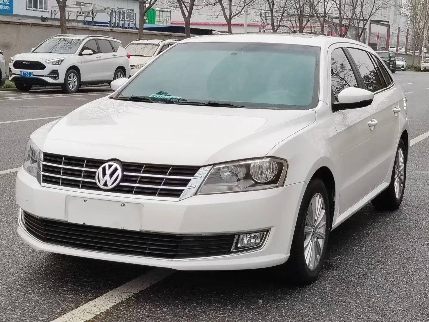 Volkswagen Langxing  из Китая