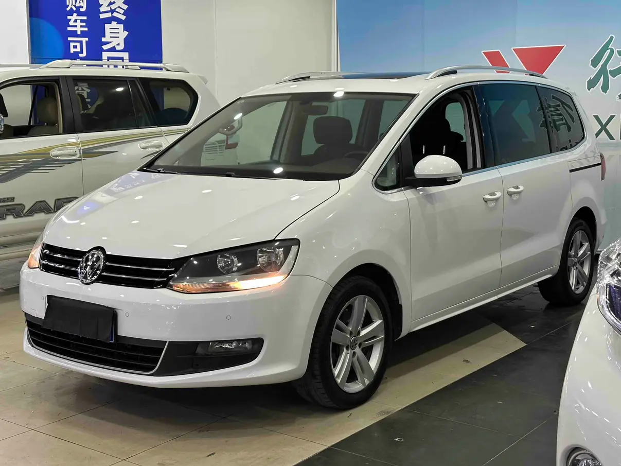 Volkswagen Sharon