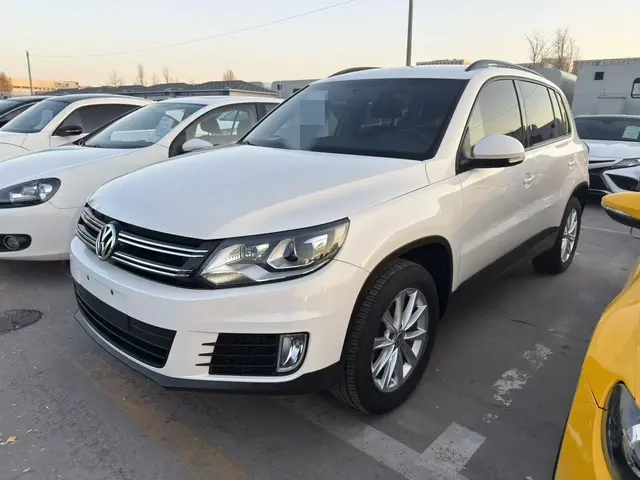 Volkswagen Tiguan (Tharu)