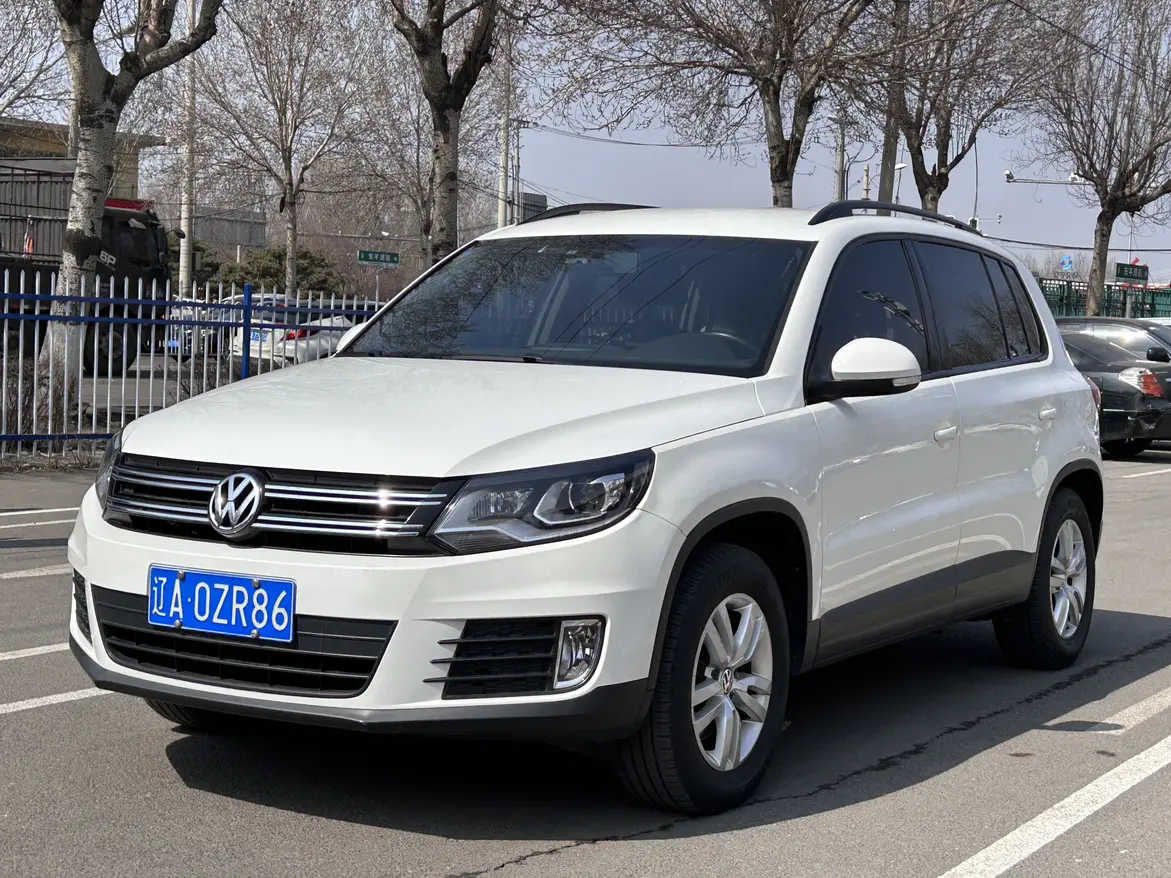 Volkswagen Tiguan (Tharu)
