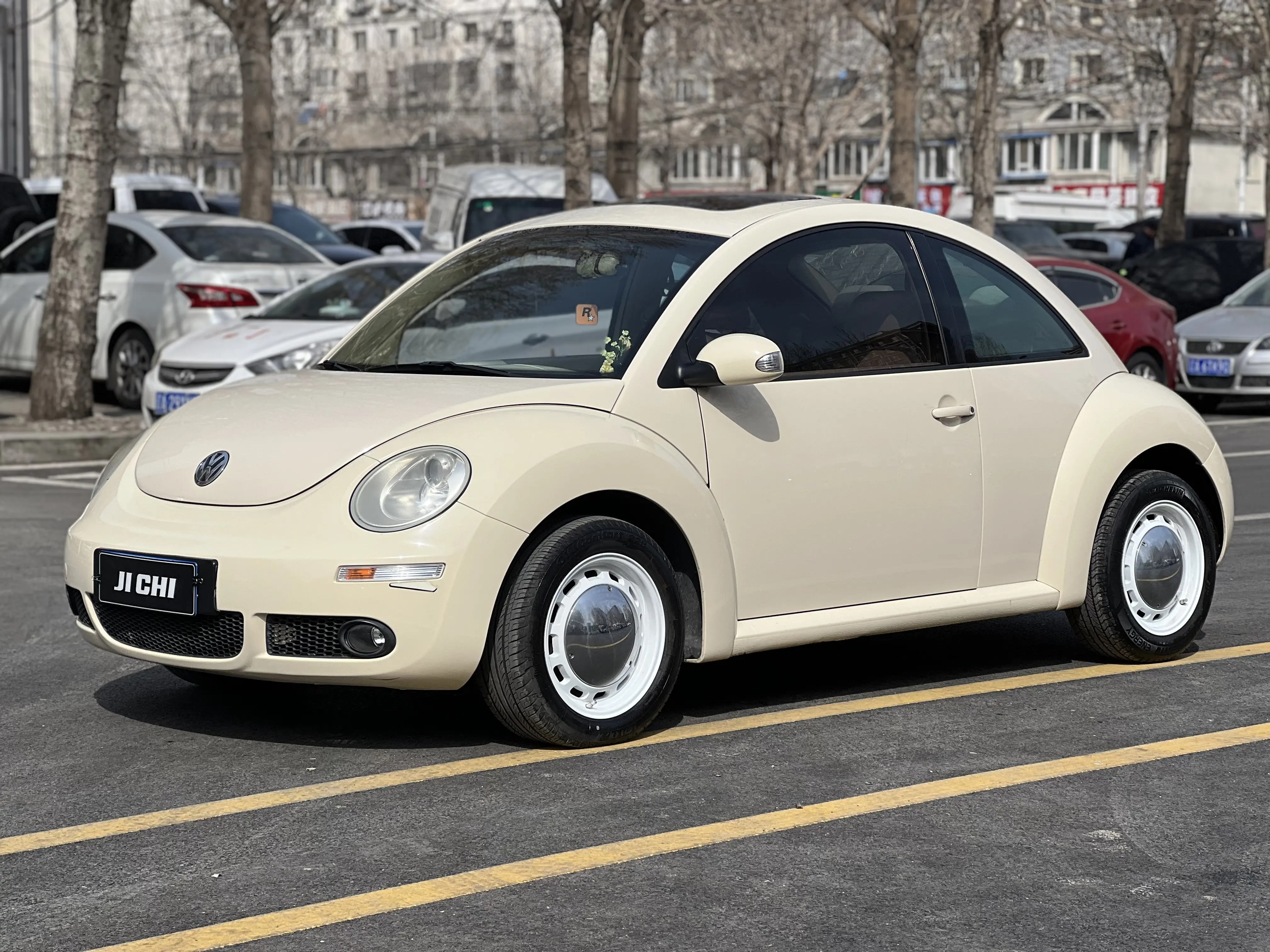 Volkswagen Beetle  из Китая