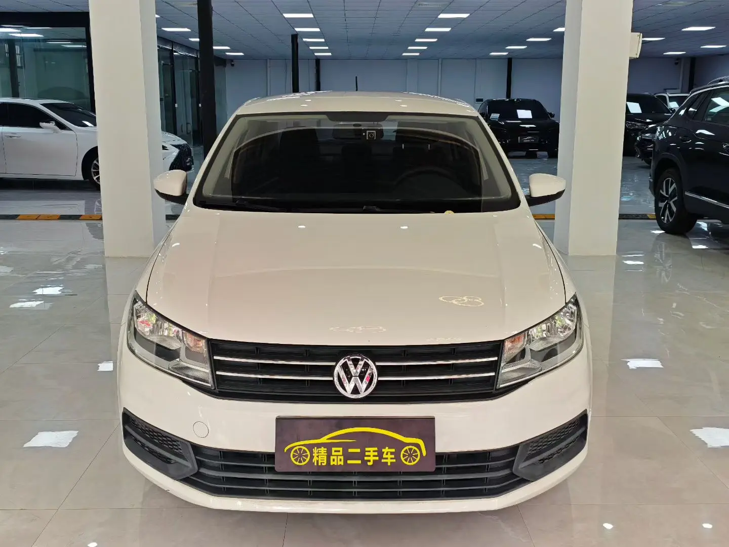 Volkswagen Santana  из Китая