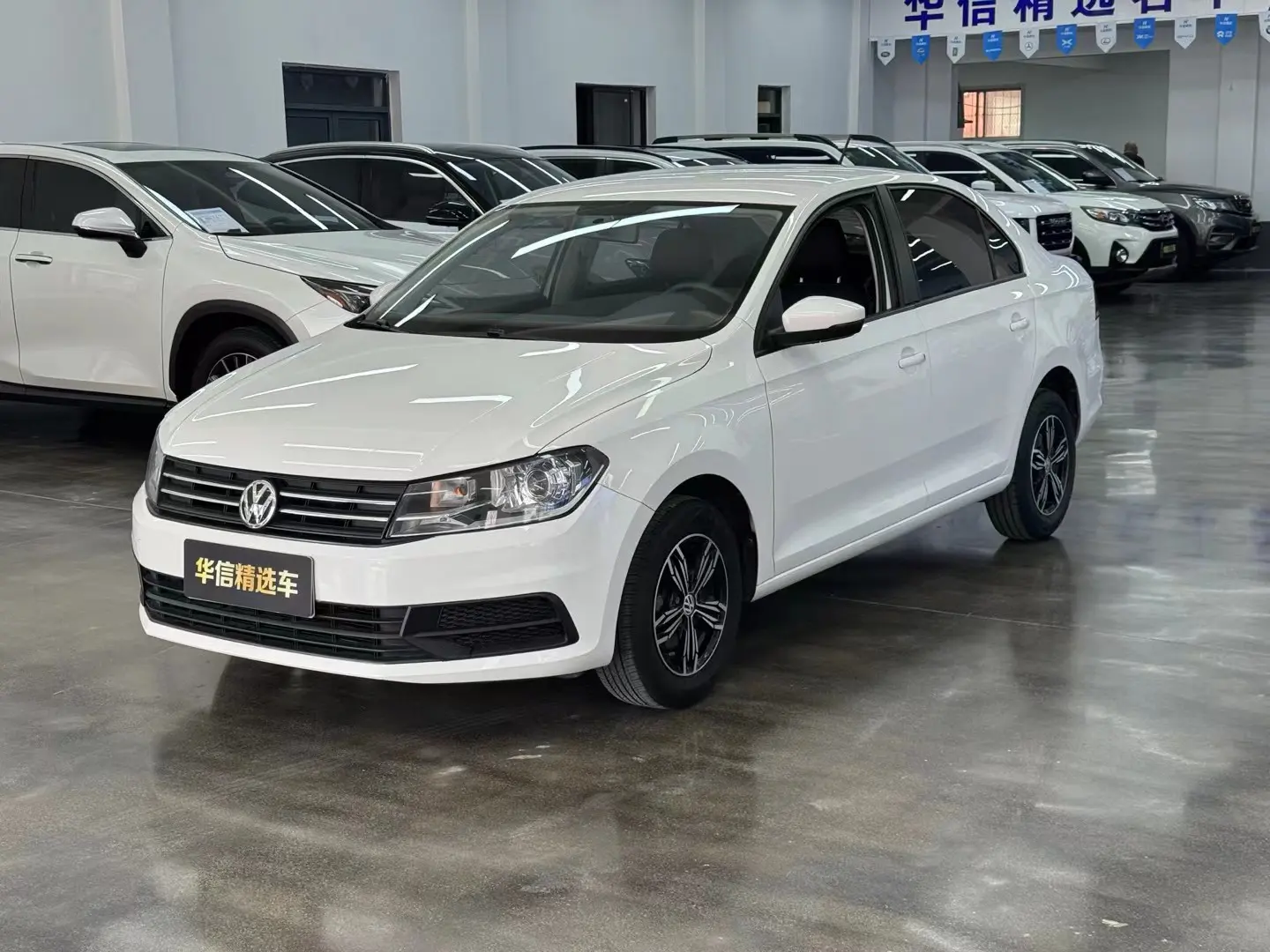 Volkswagen Santana  из Китая