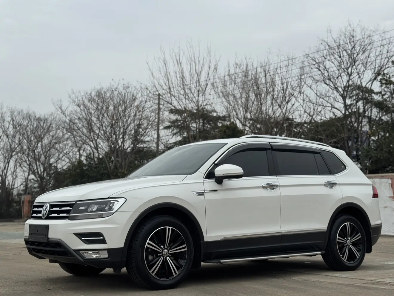 Volkswagen Tiguan L
