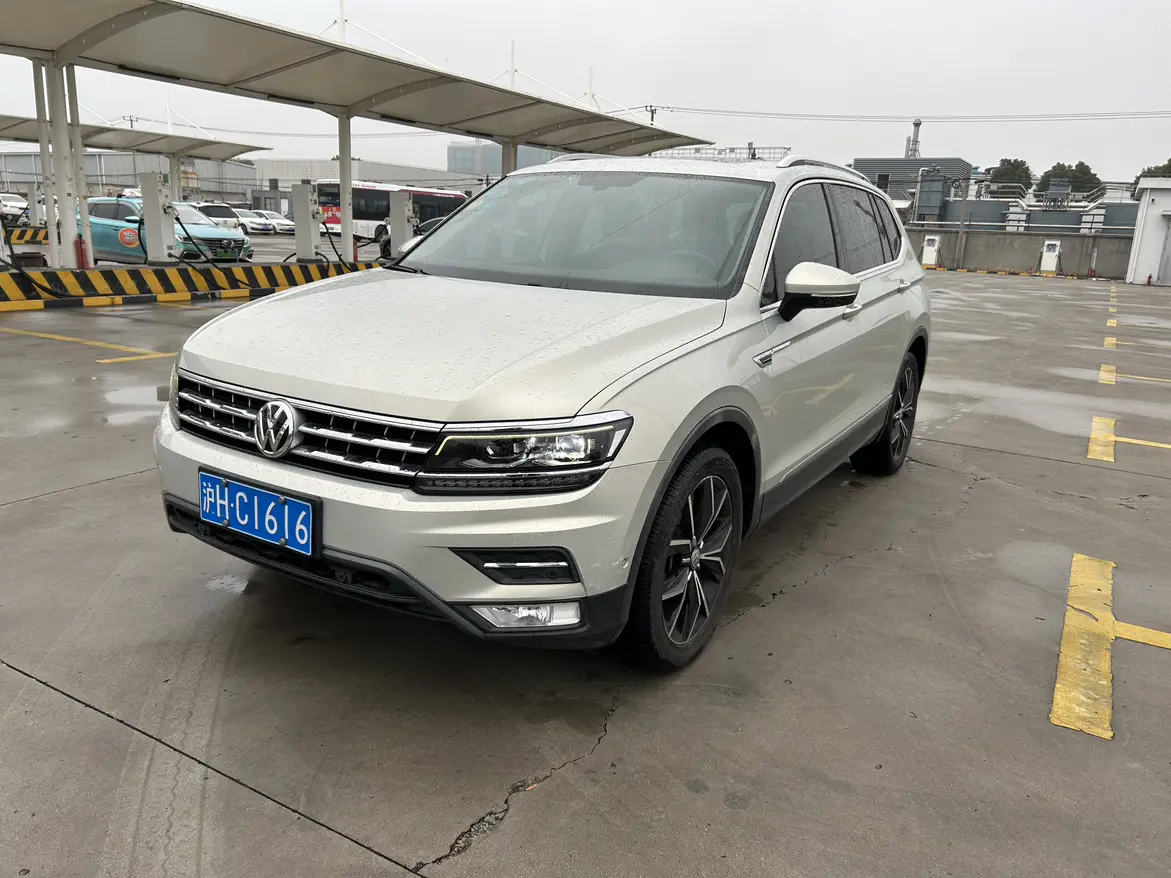 Volkswagen Tiguan L