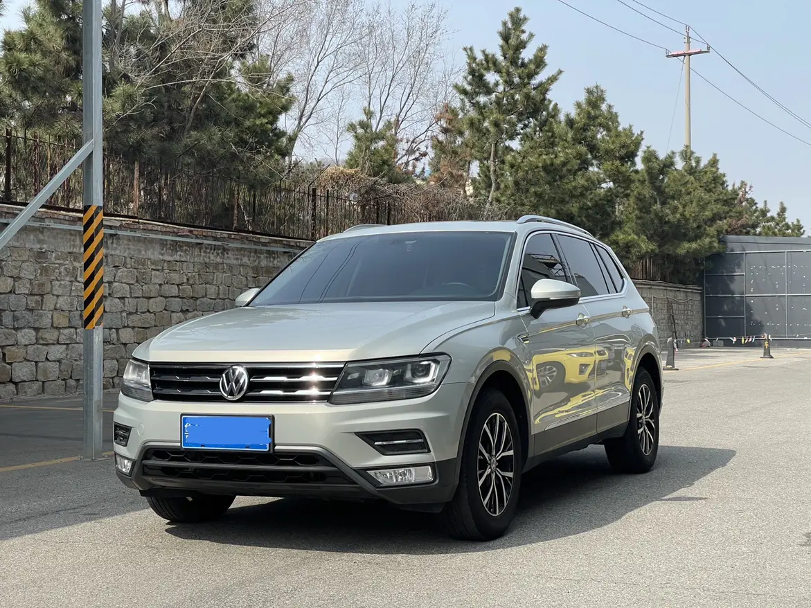 Volkswagen Tiguan L