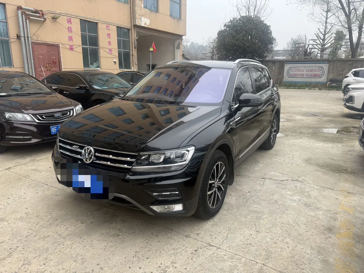 Volkswagen Tiguan L