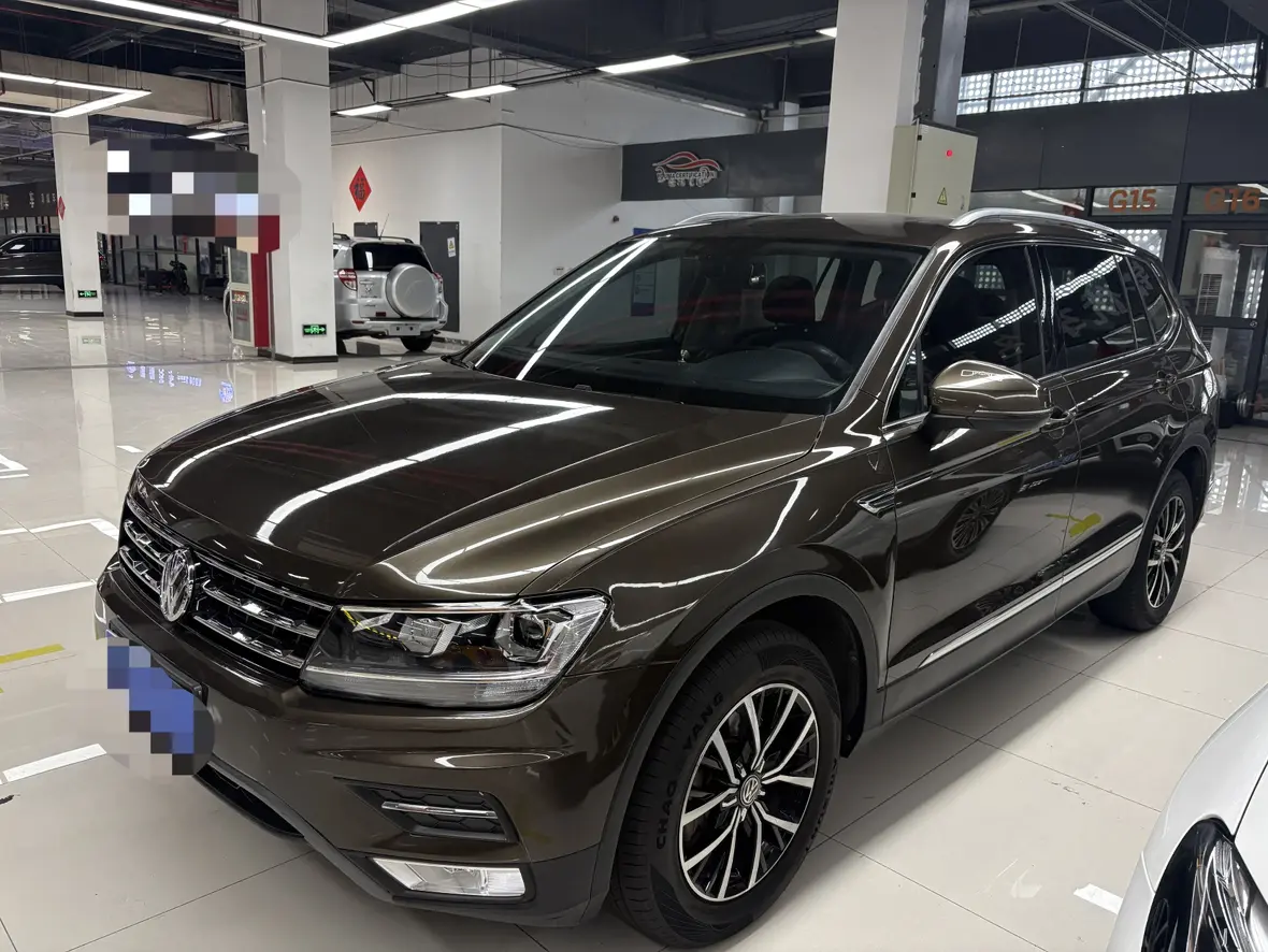 Volkswagen Tiguan L