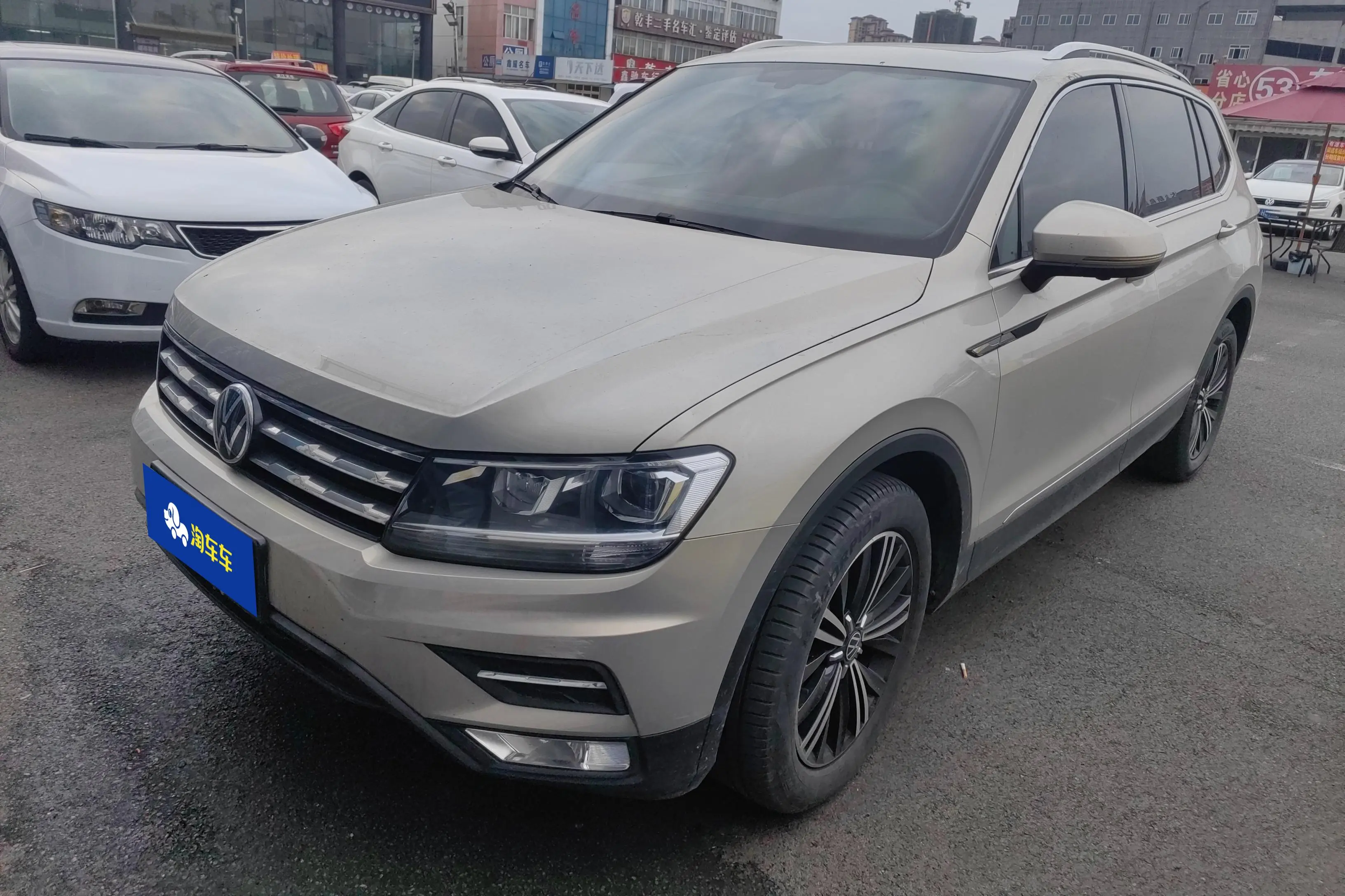 Volkswagen Tiguan L