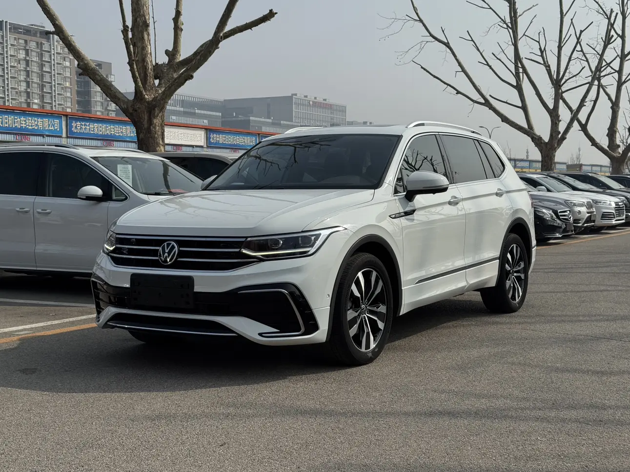 Volkswagen Tiguan L