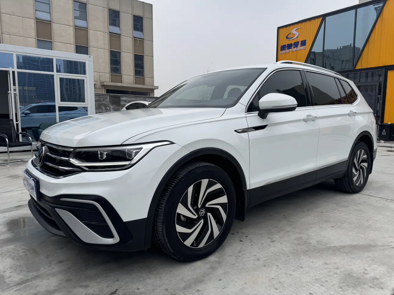 Volkswagen Tiguan L