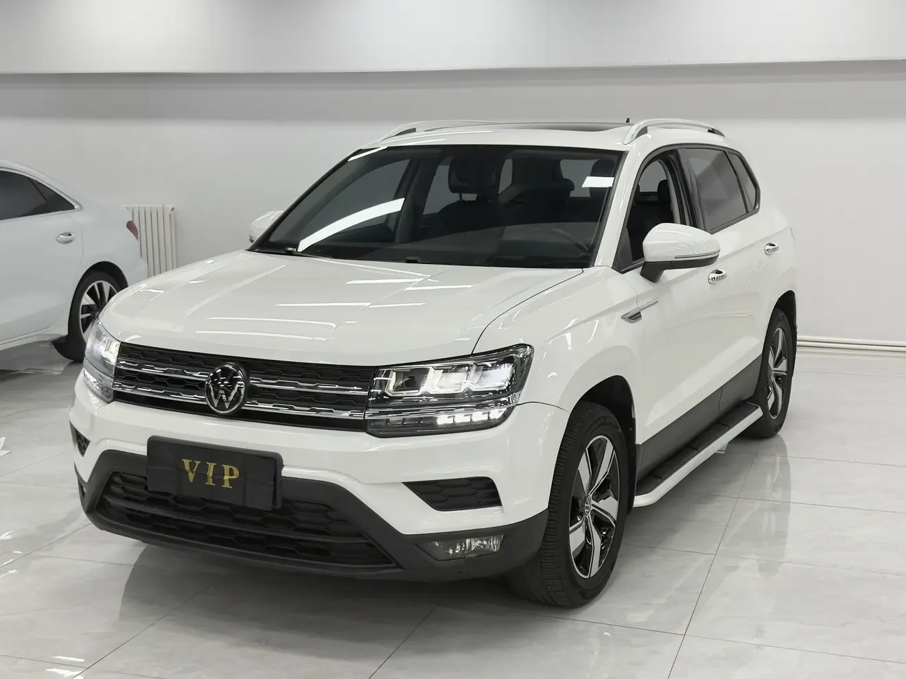 Volkswagen Tharu