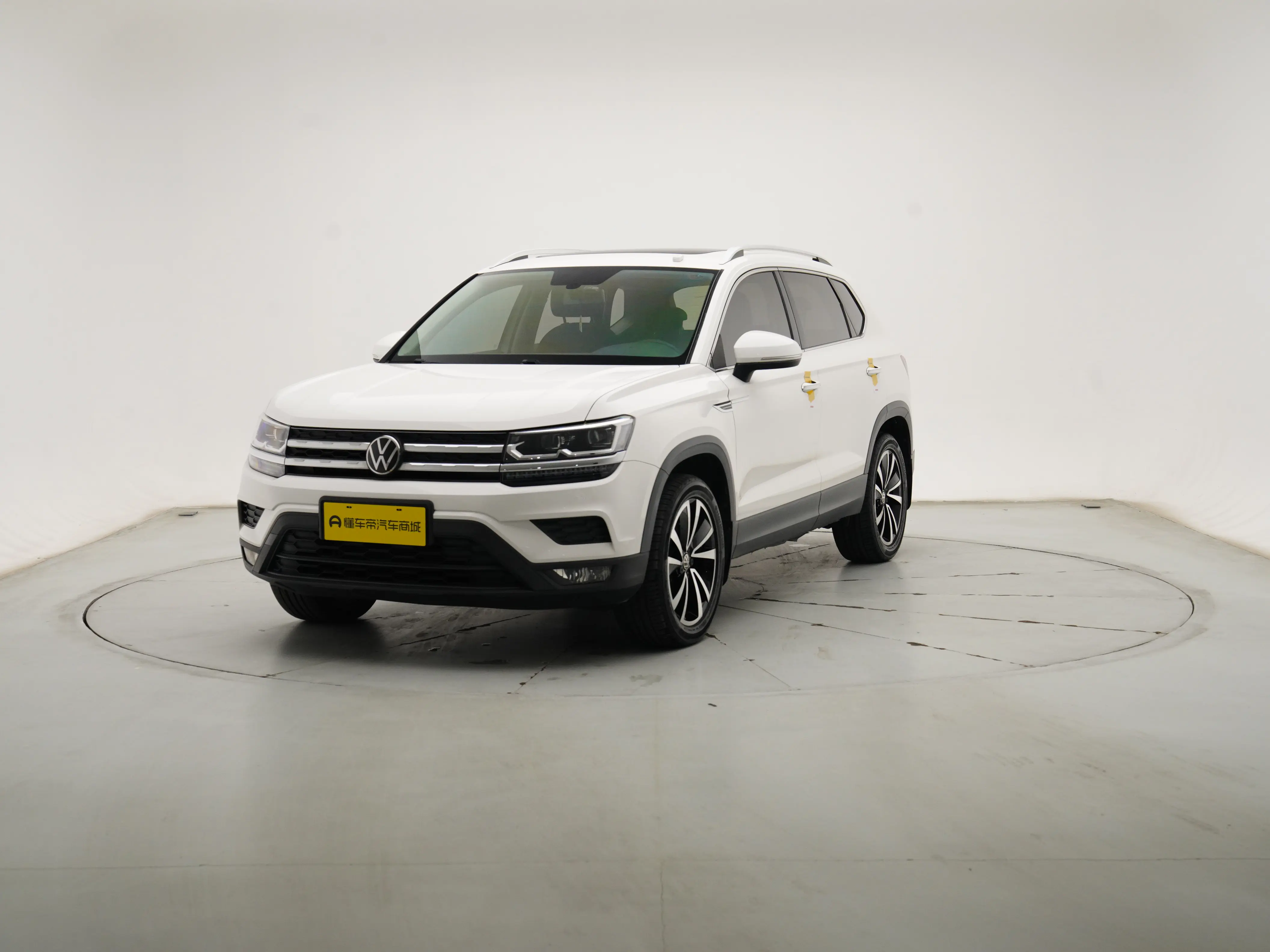 Volkswagen Tharu