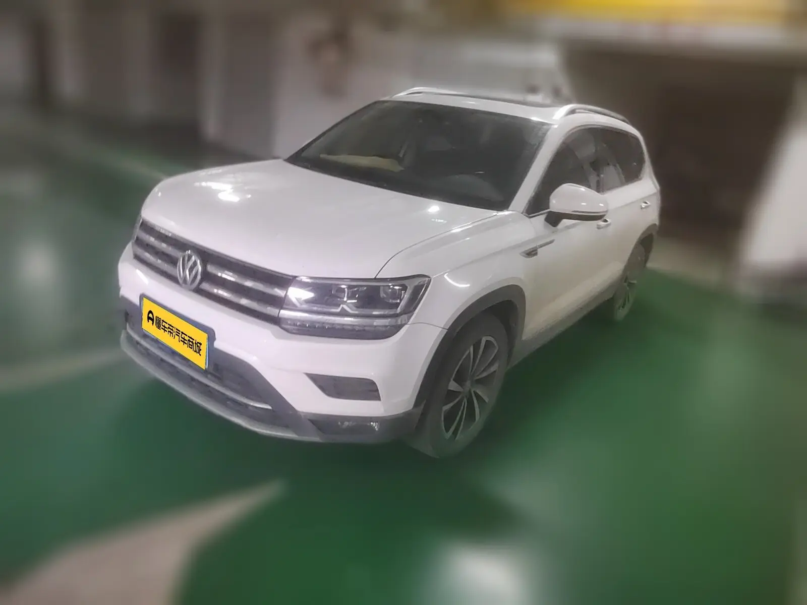 Volkswagen Tharu