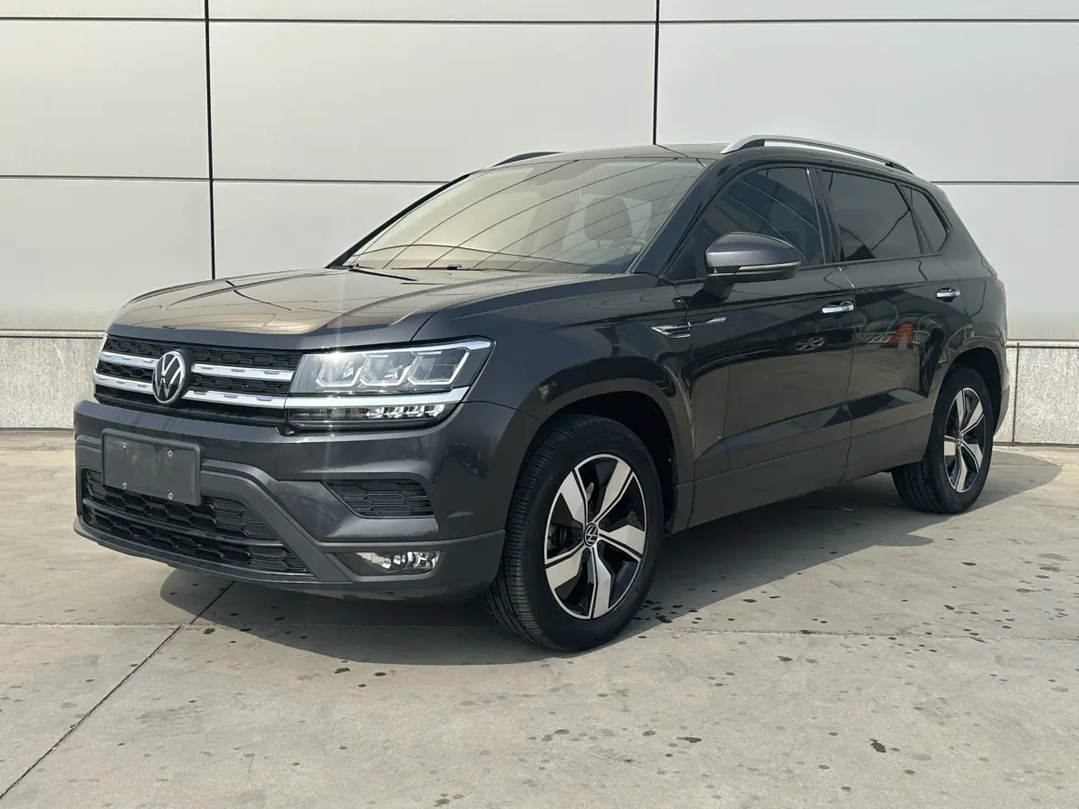 Volkswagen Tharu