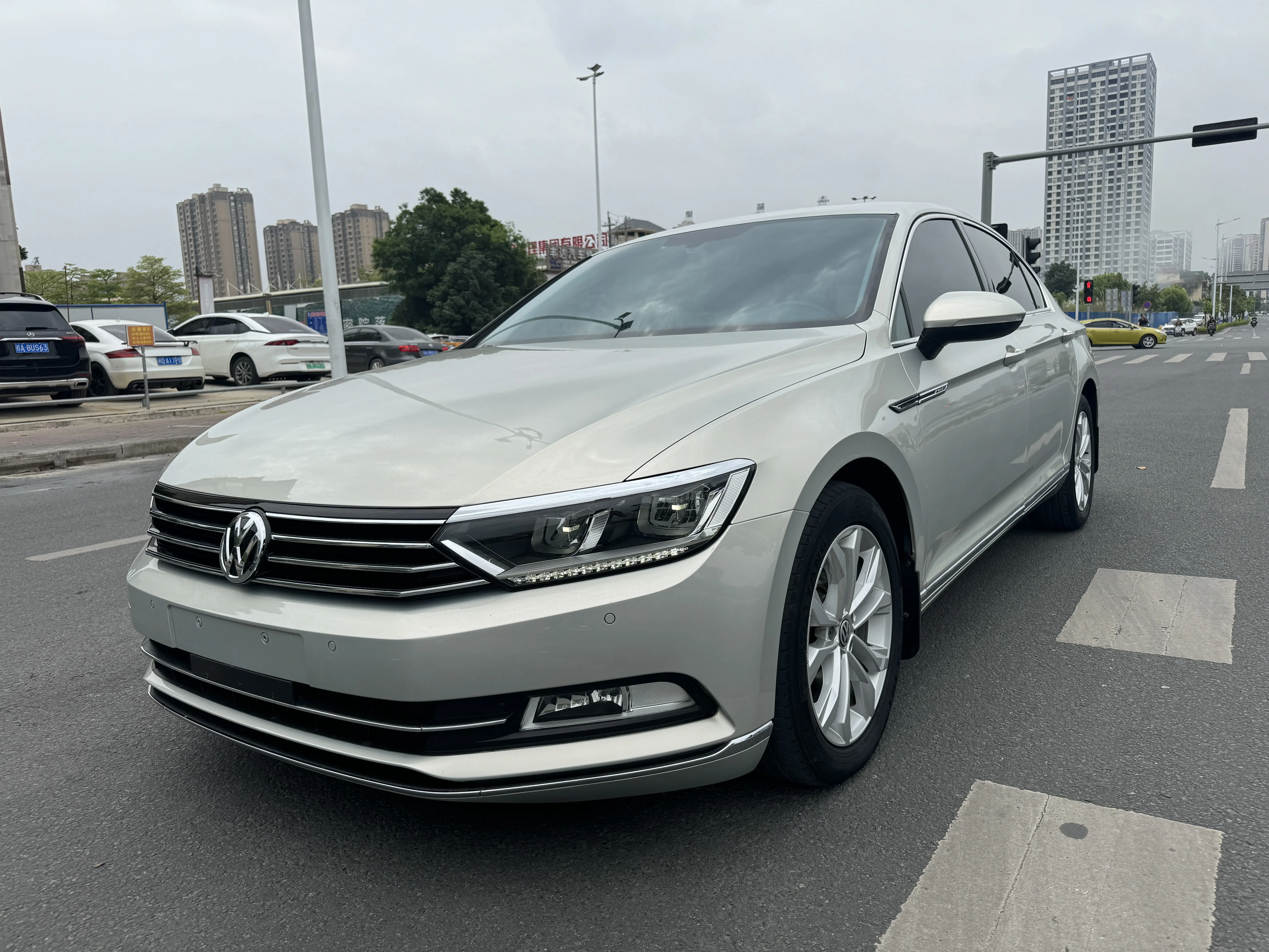 Volkswagen Magotan