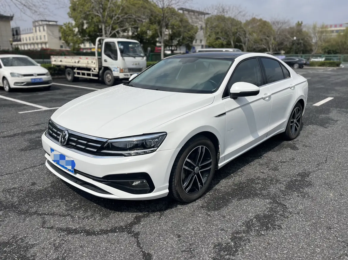 Volkswagen Lamando