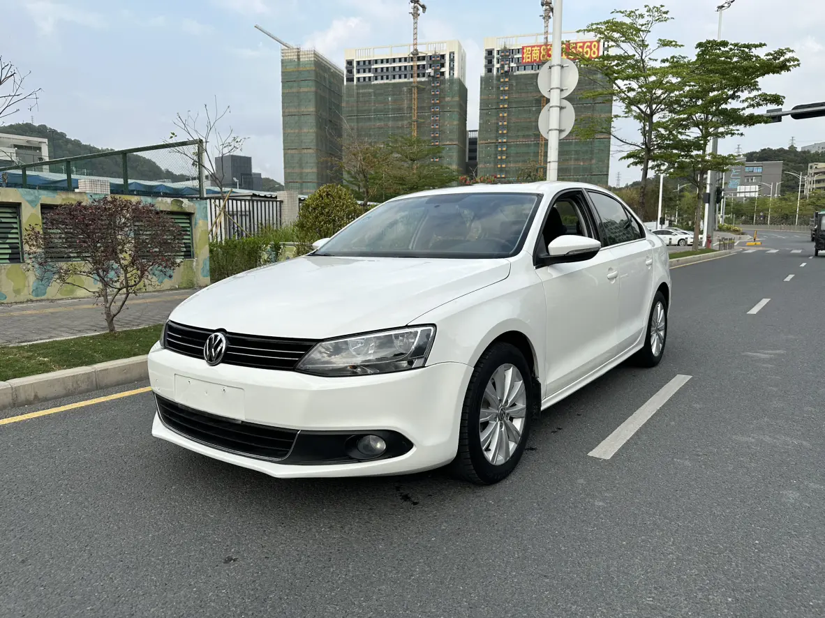 Volkswagen Sagitar