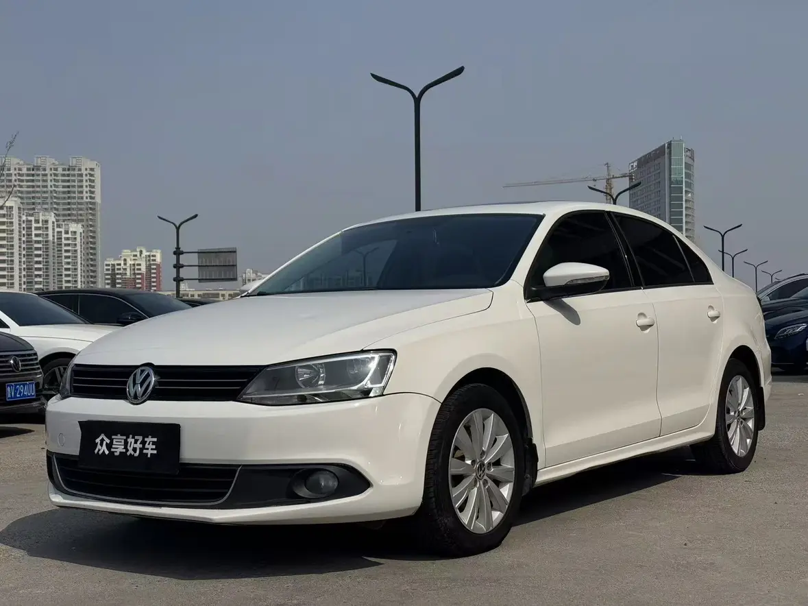 Volkswagen Sagitar