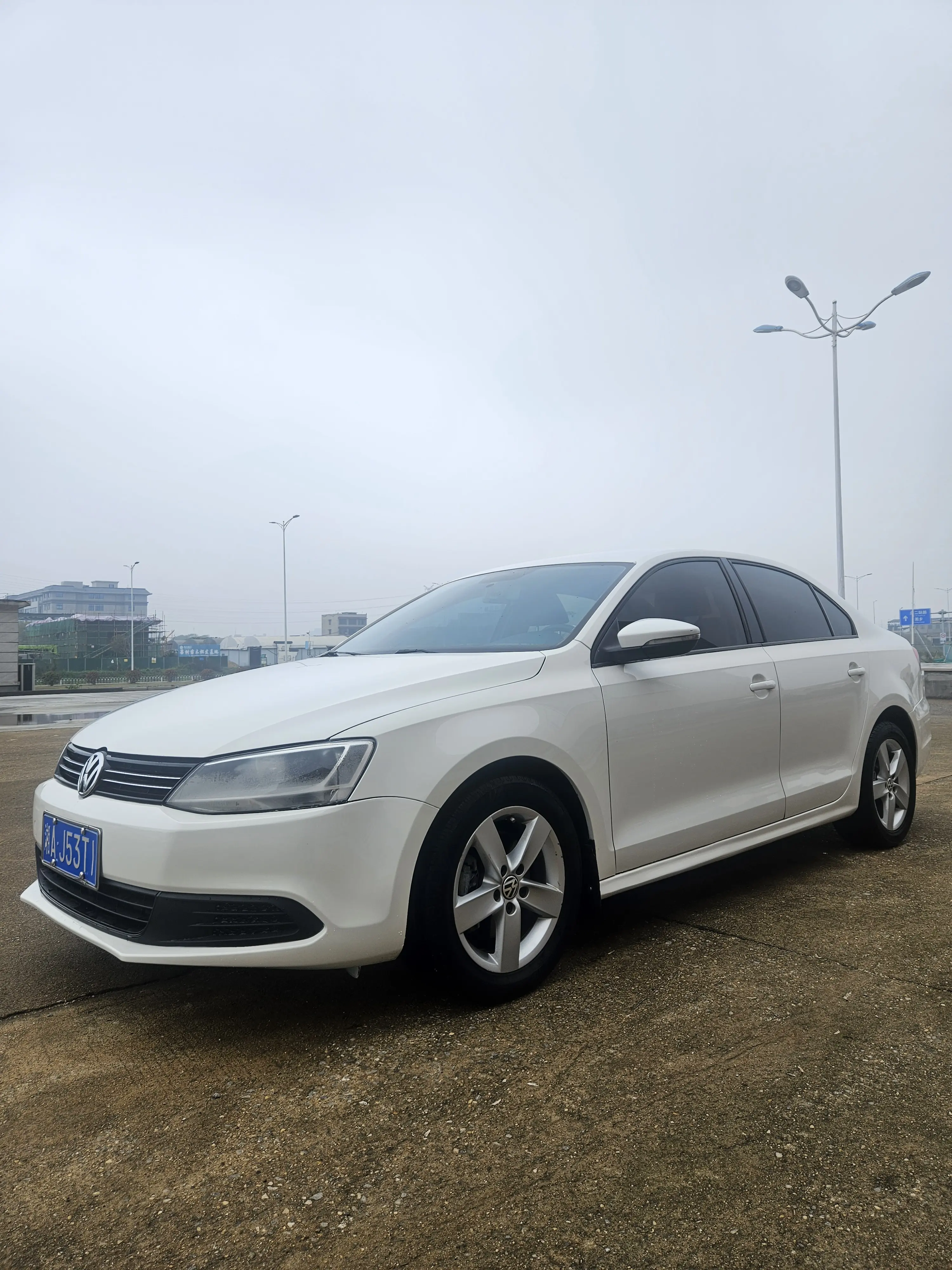 Volkswagen Sagitar