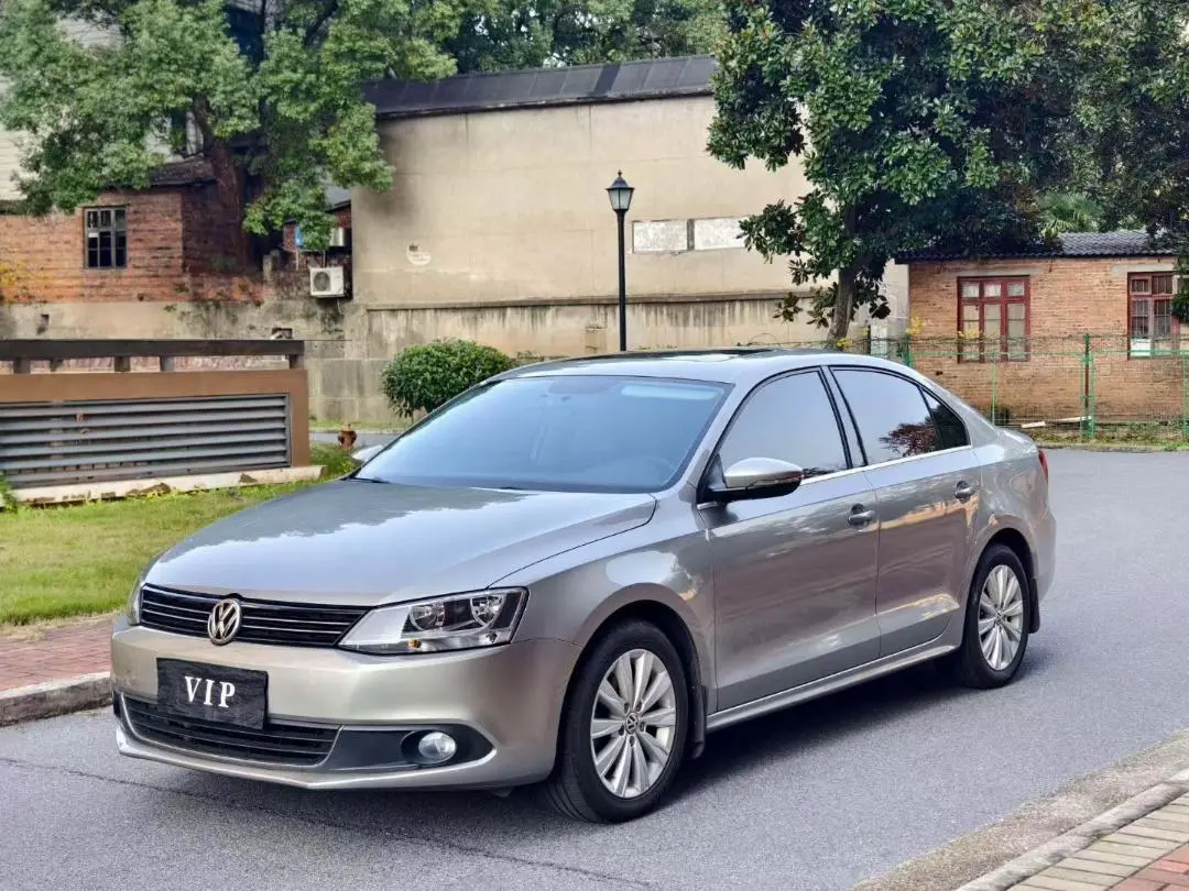 Volkswagen Sagitar