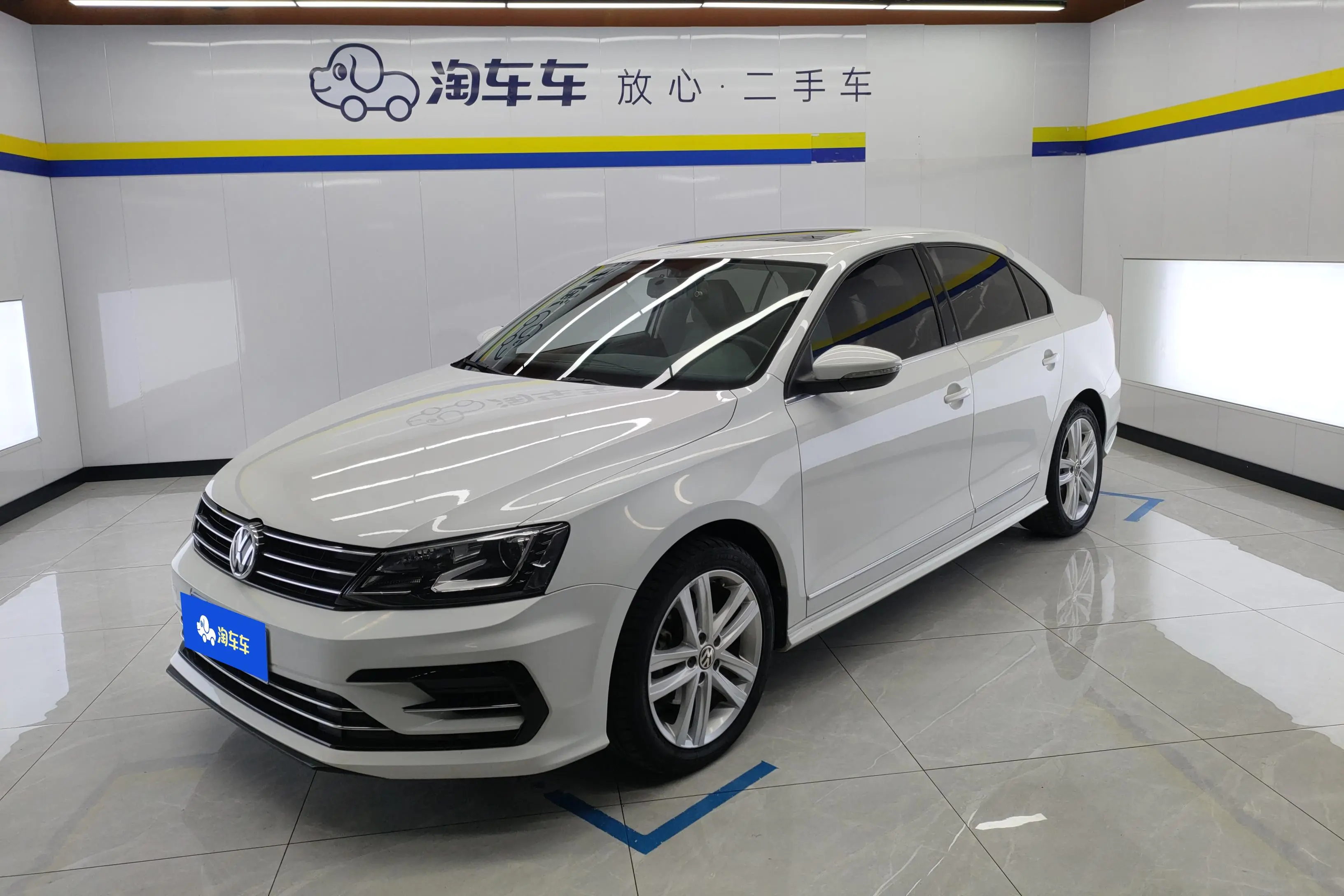 Volkswagen Sagitar