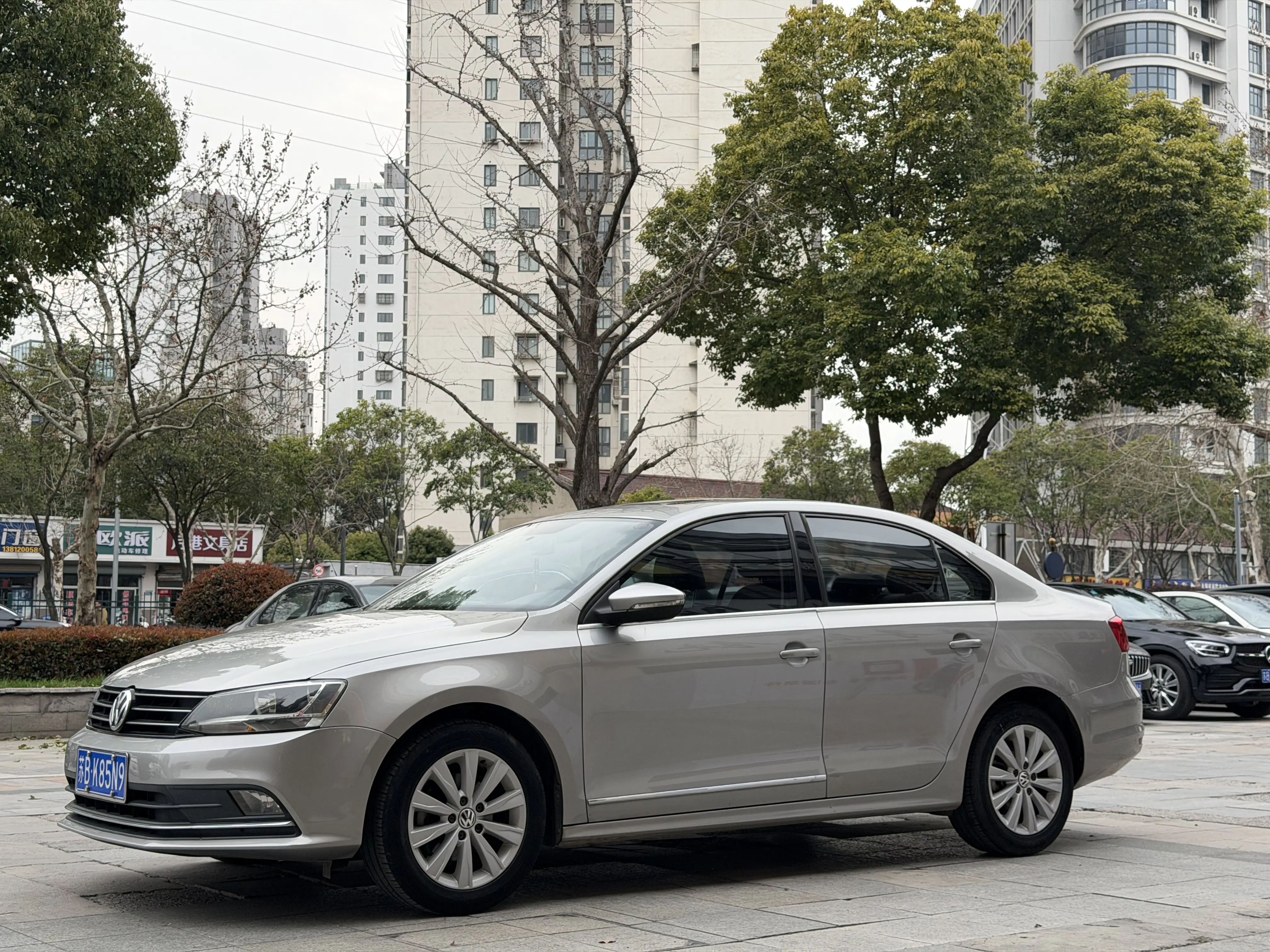 Volkswagen Sagitar