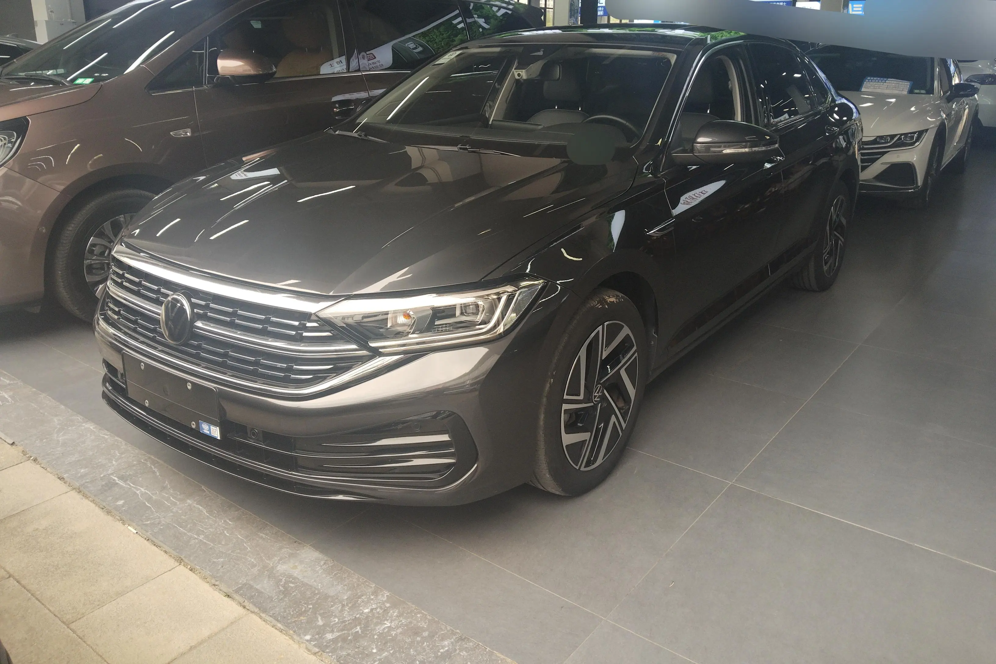 Volkswagen Sagitar