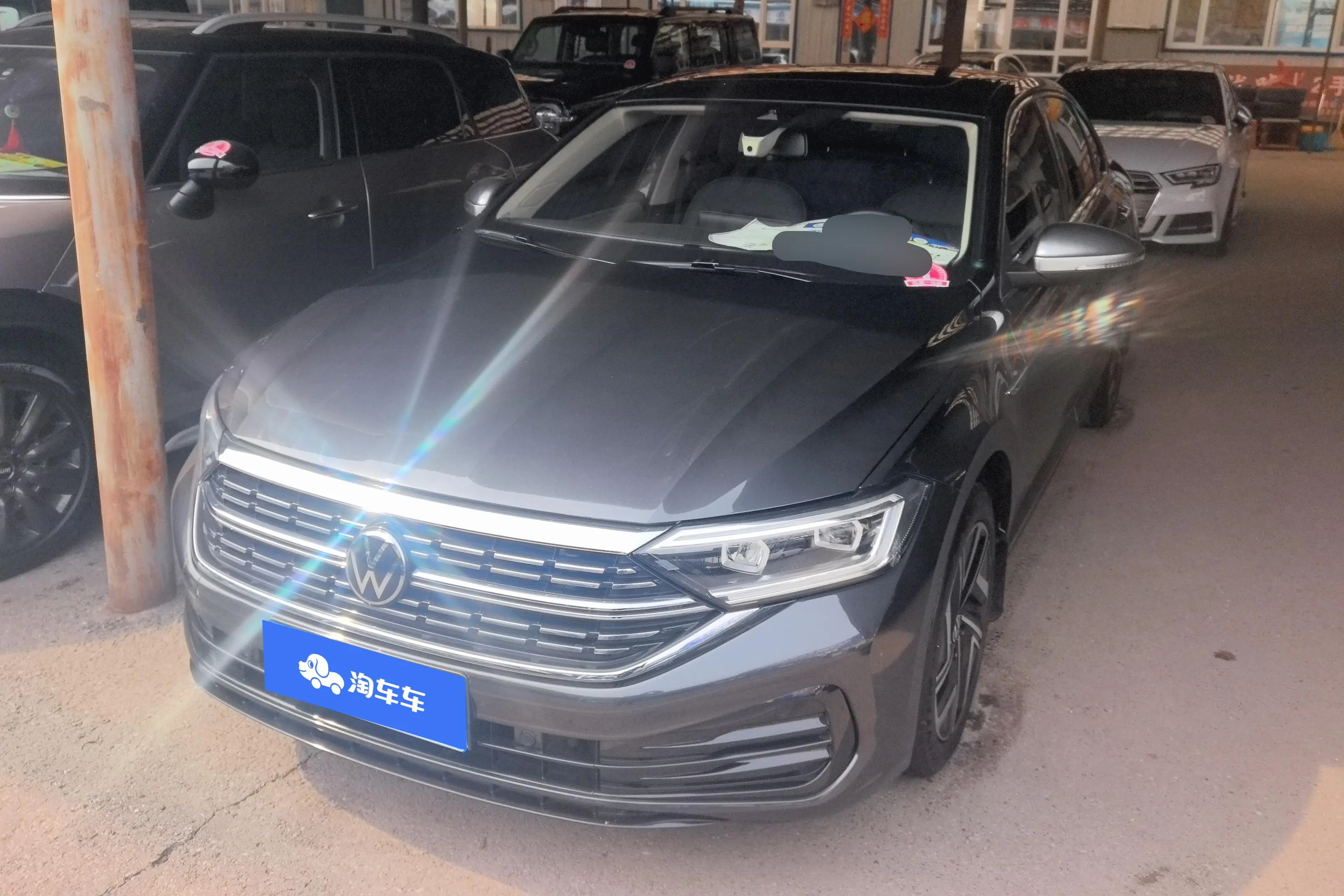Volkswagen Sagitar