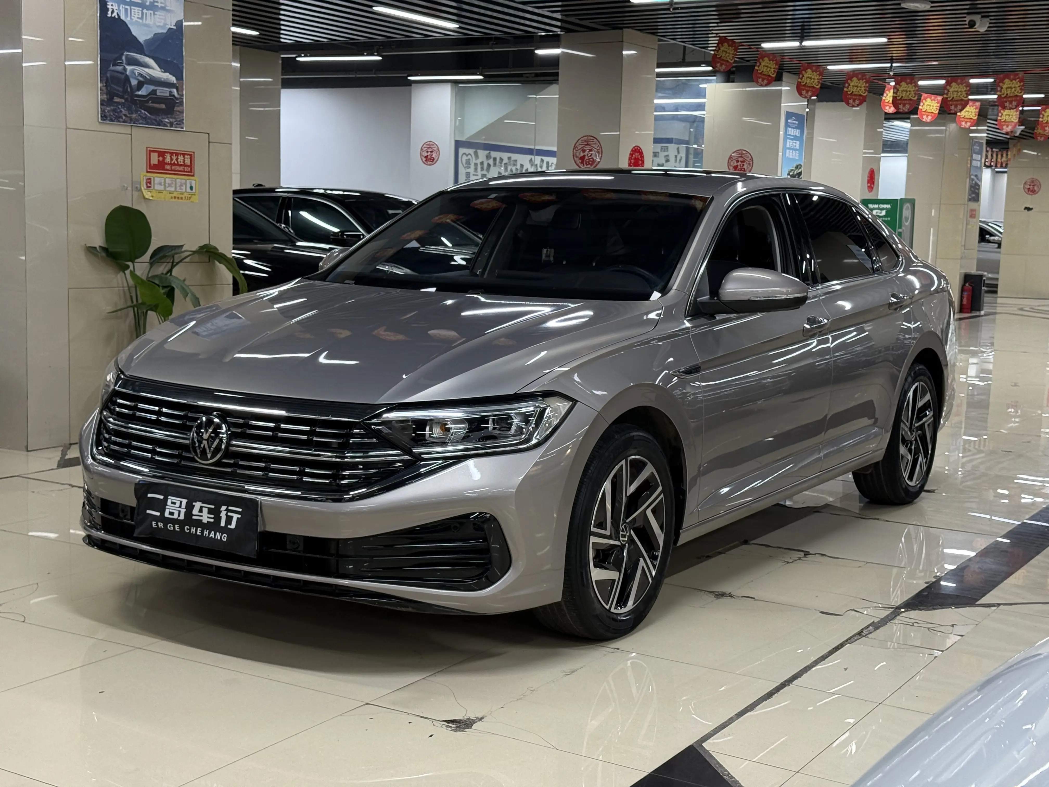 Volkswagen Sagitar
