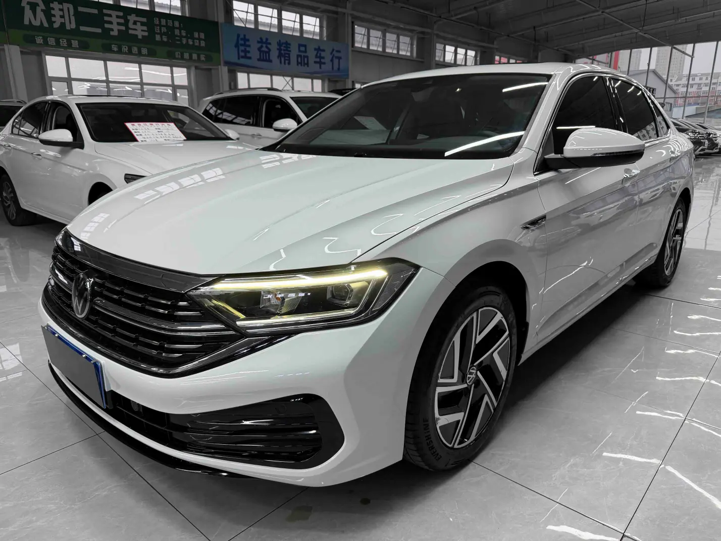 Volkswagen Sagitar