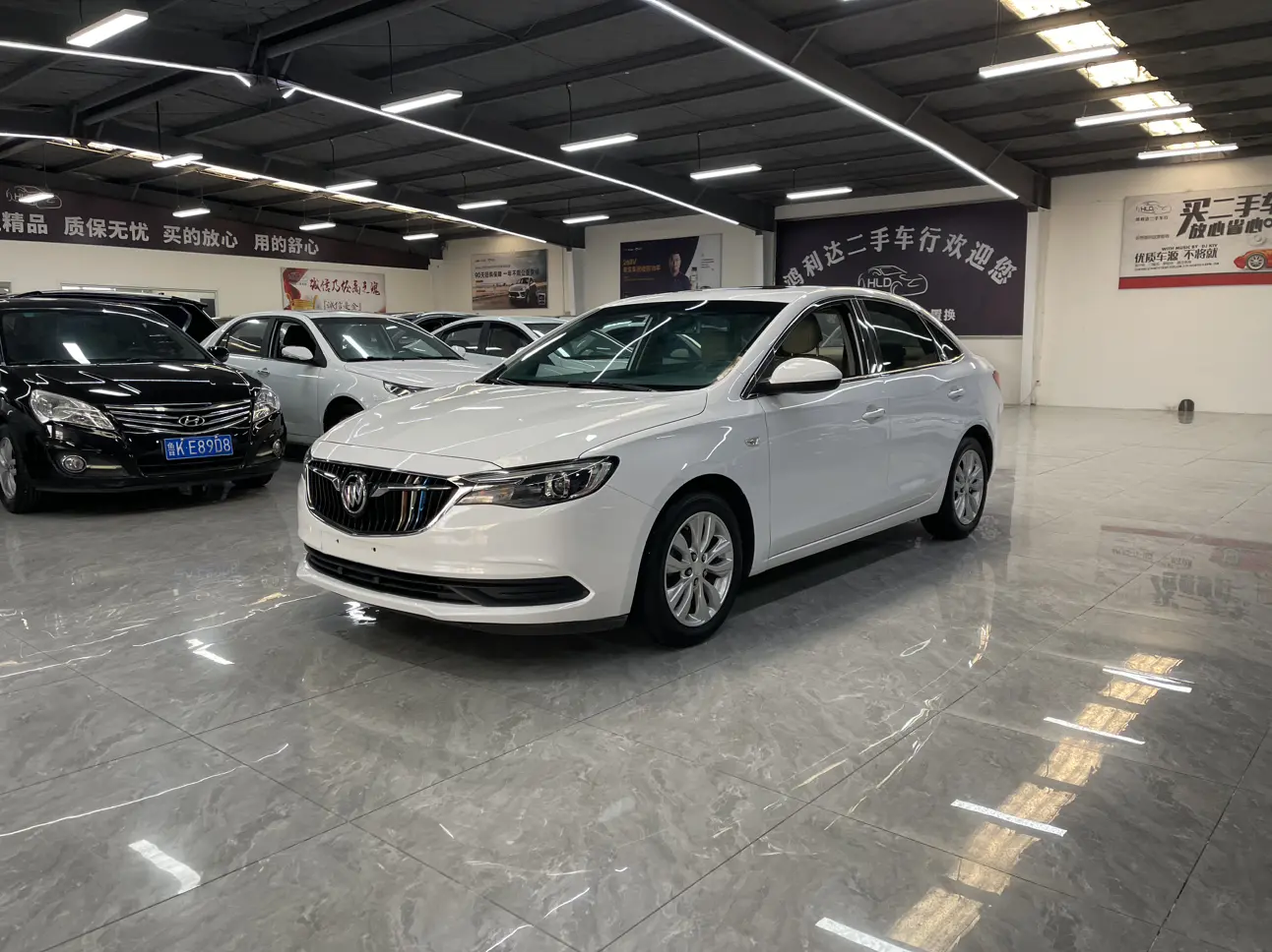 Buick Yinglang