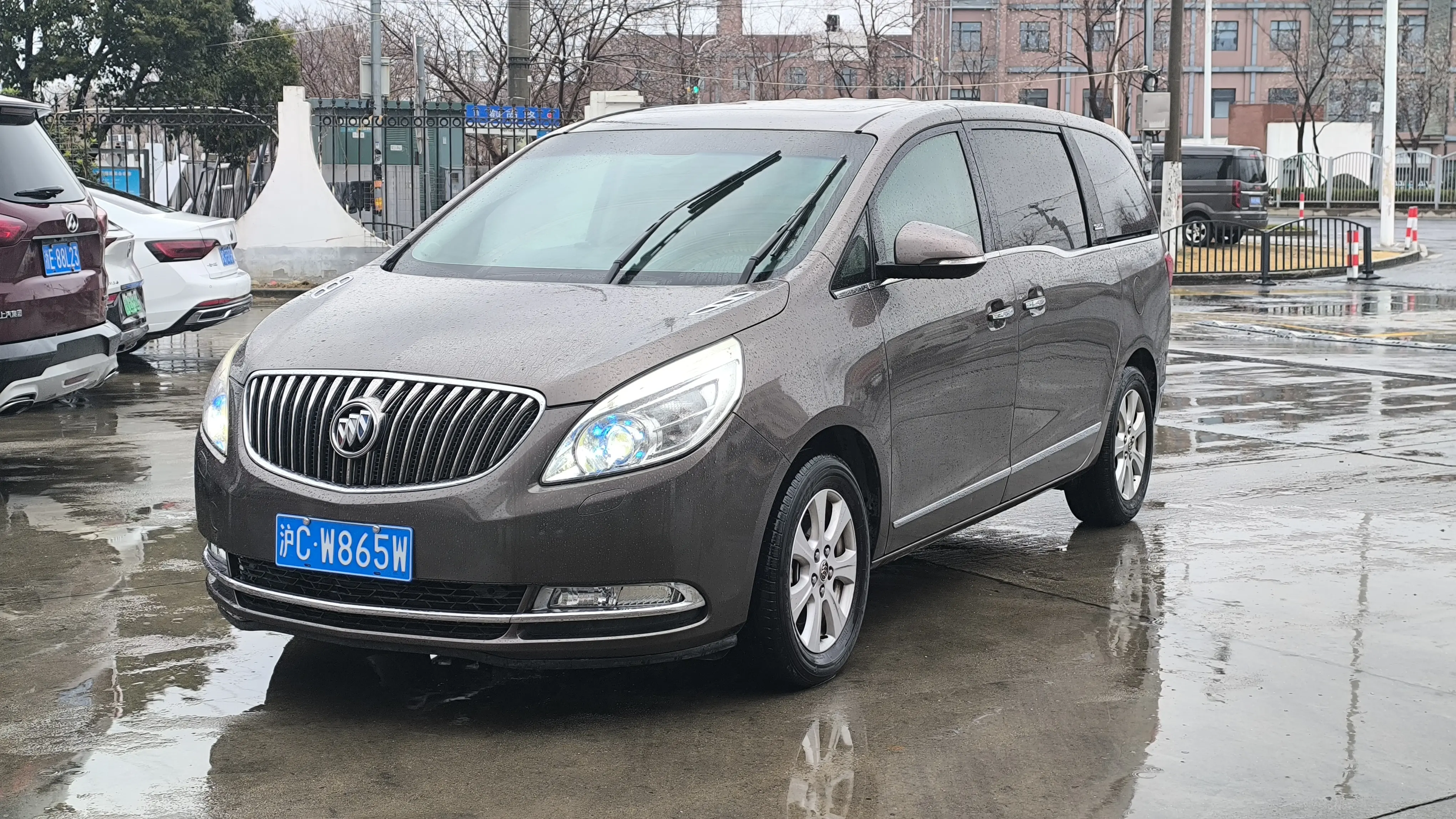 Buick GL8