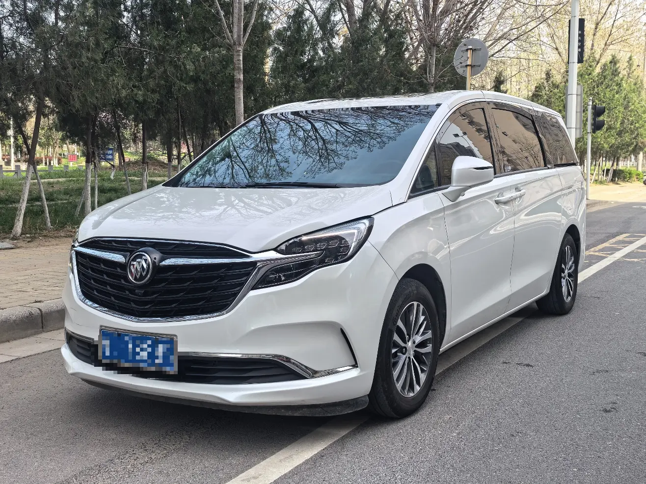 Buick GL8