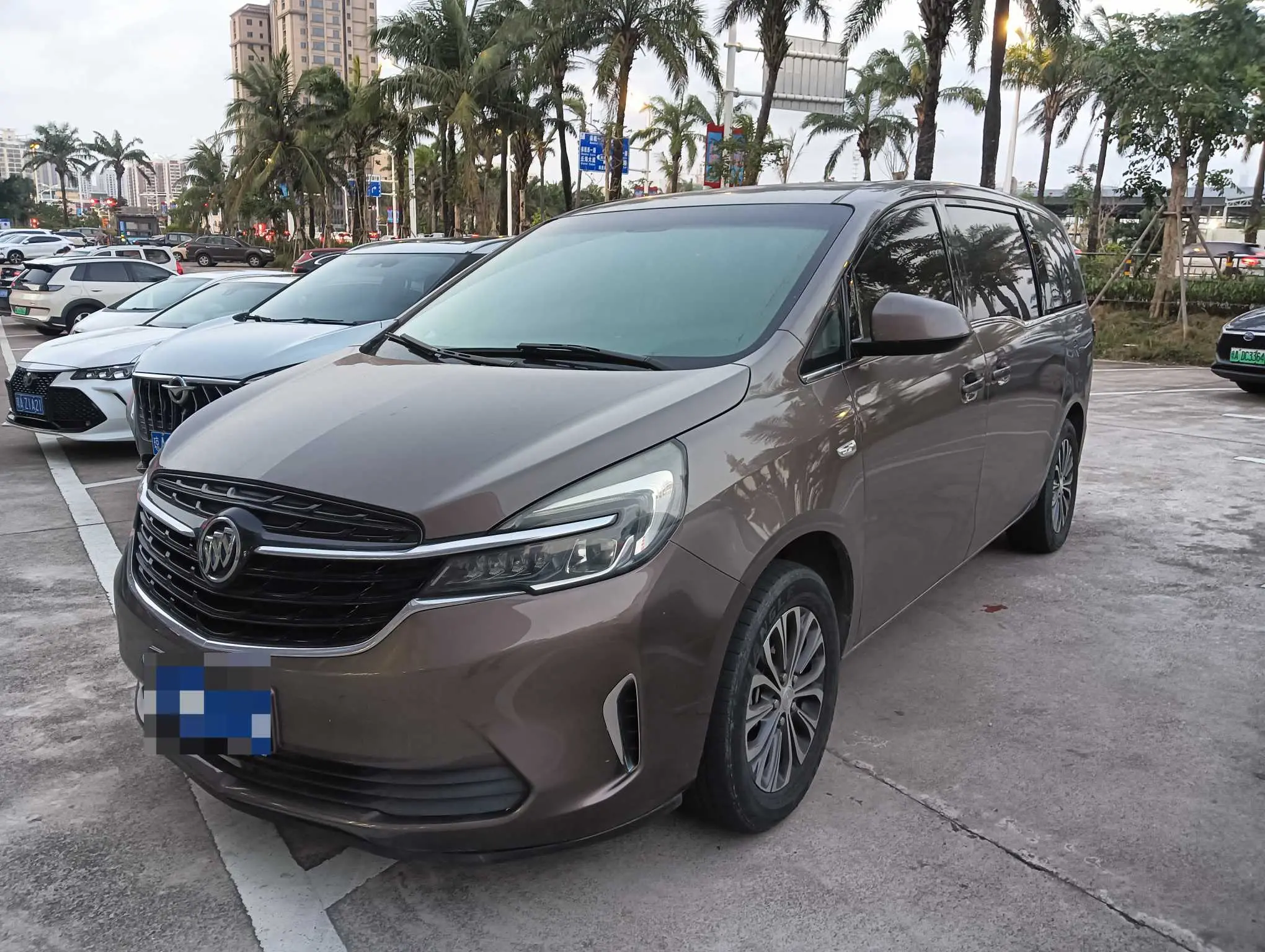 Buick GL8