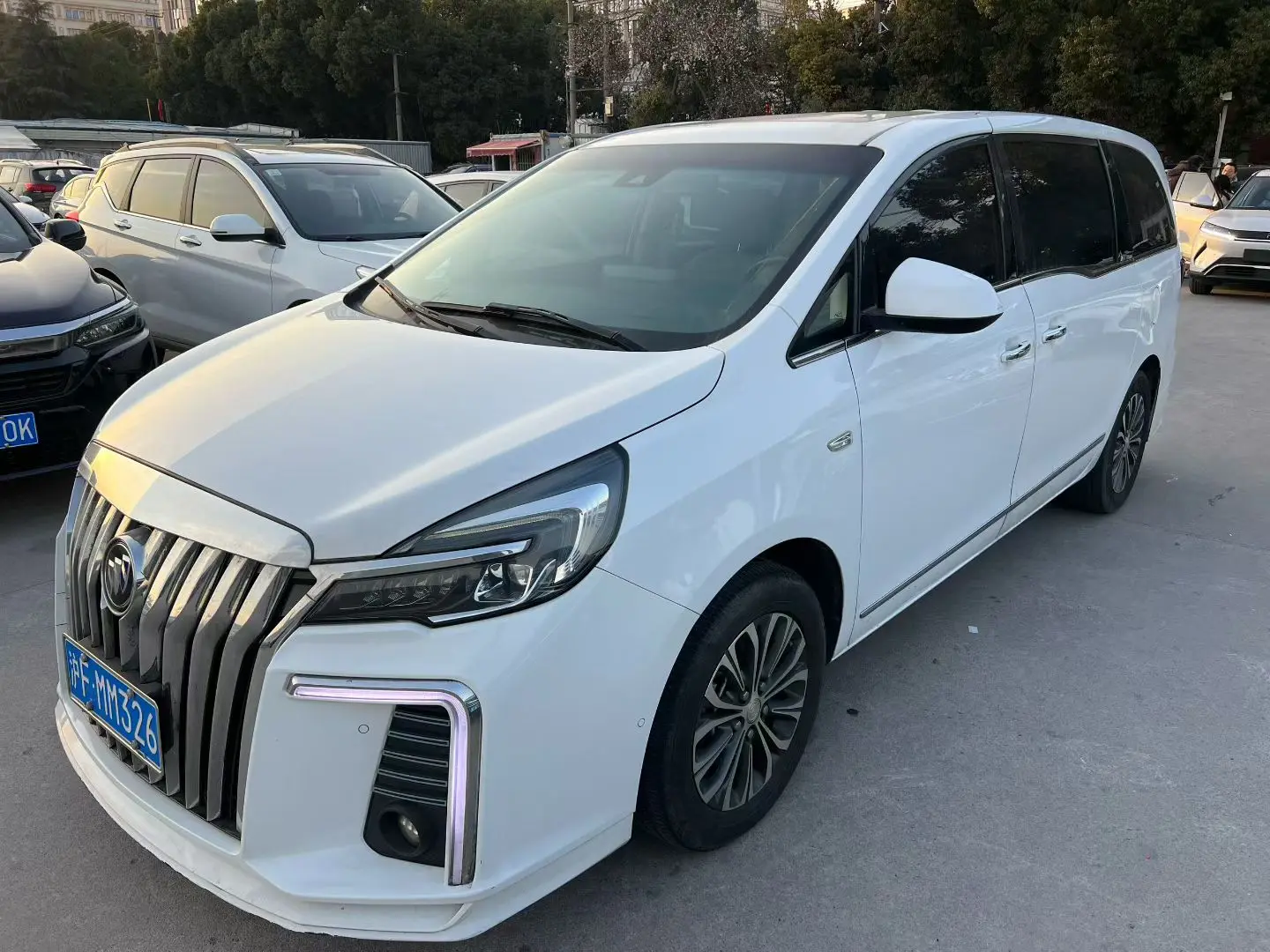 Buick GL8