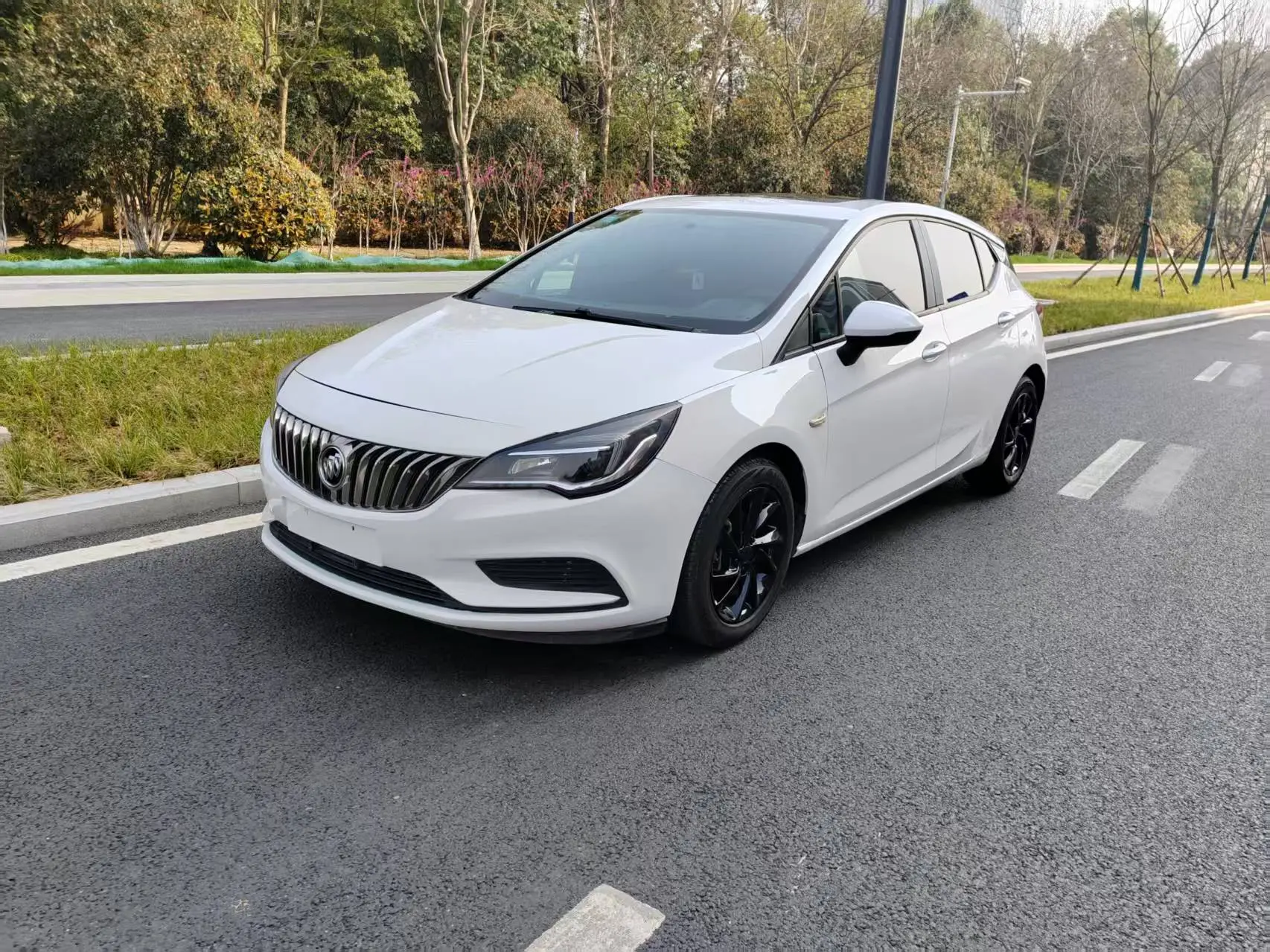 Buick Valeant  из Китая