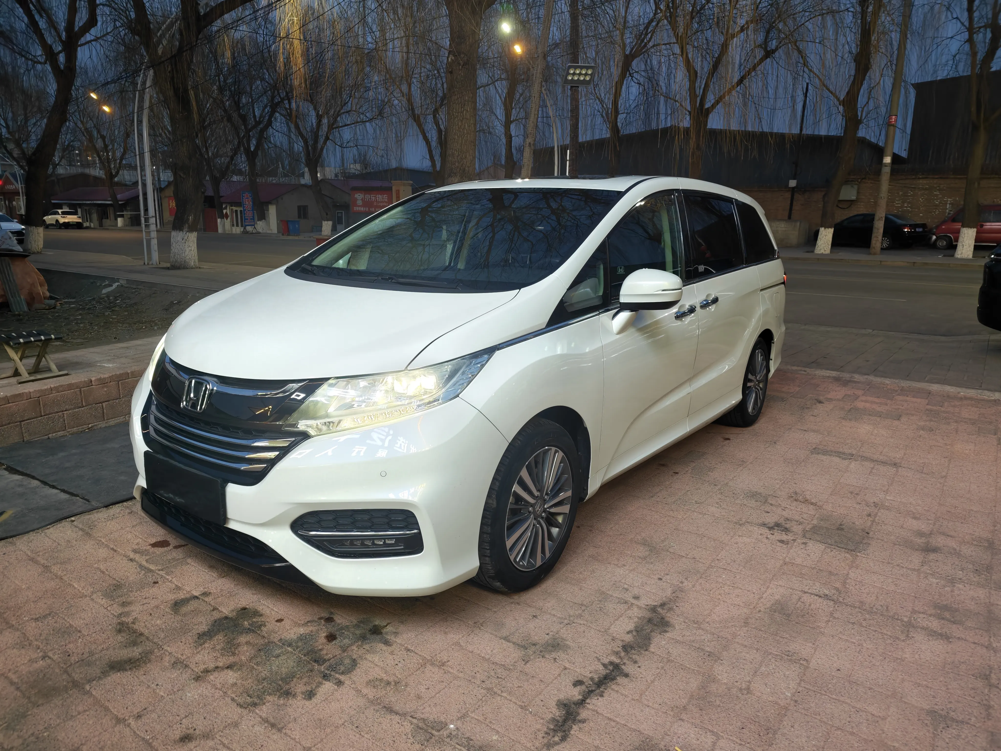 Honda Odyssey  из Китая